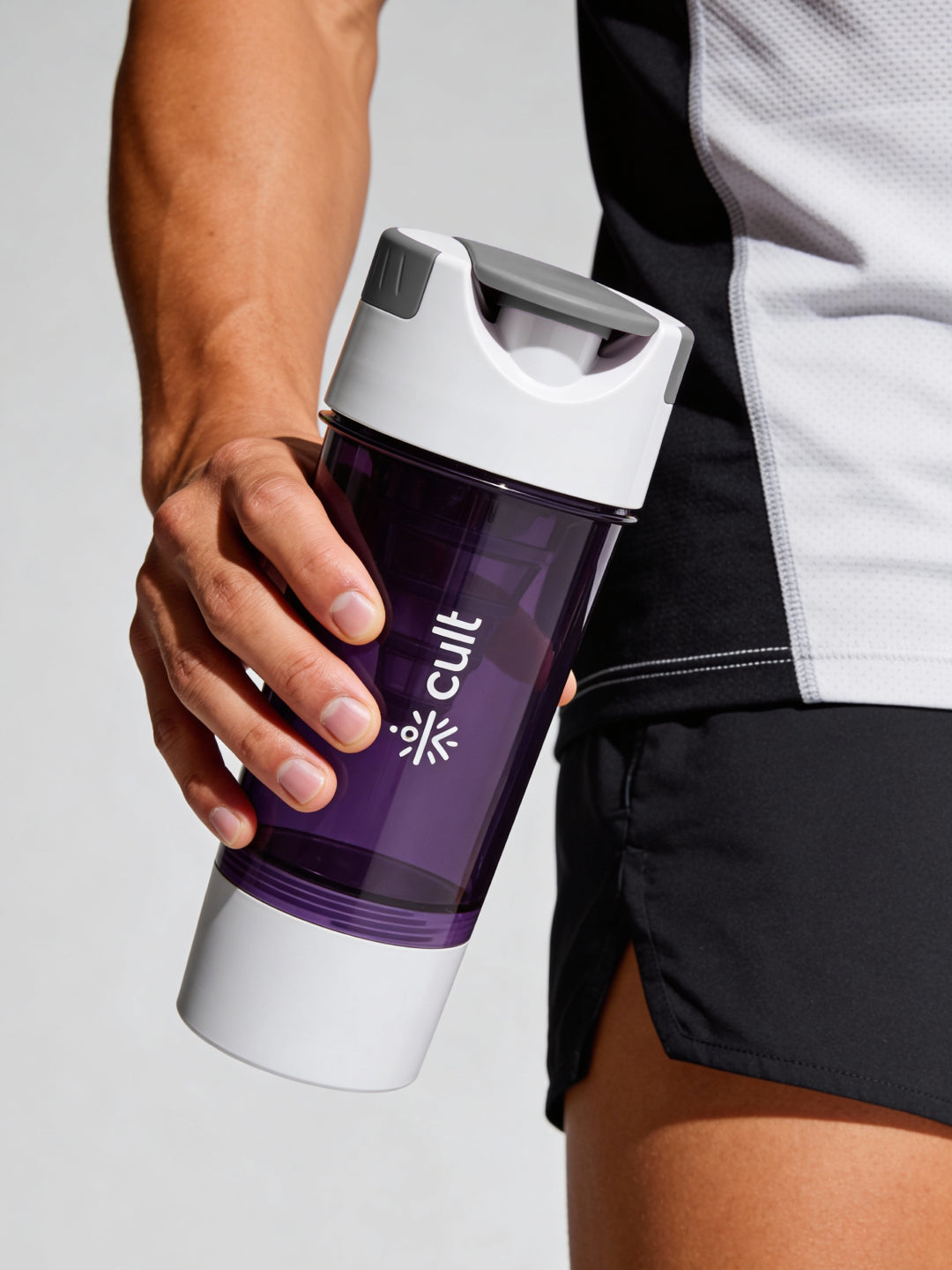 cult Cyclone Shaker 500 ML Purple
