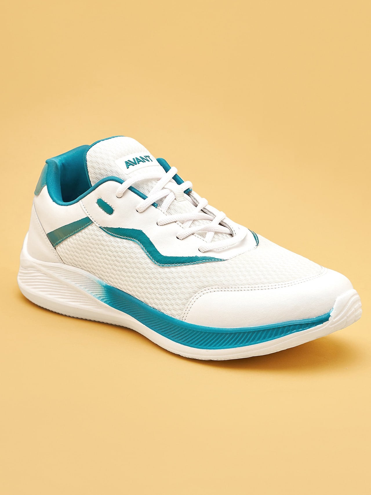 Avant Men's Softride Walking Shoes-White