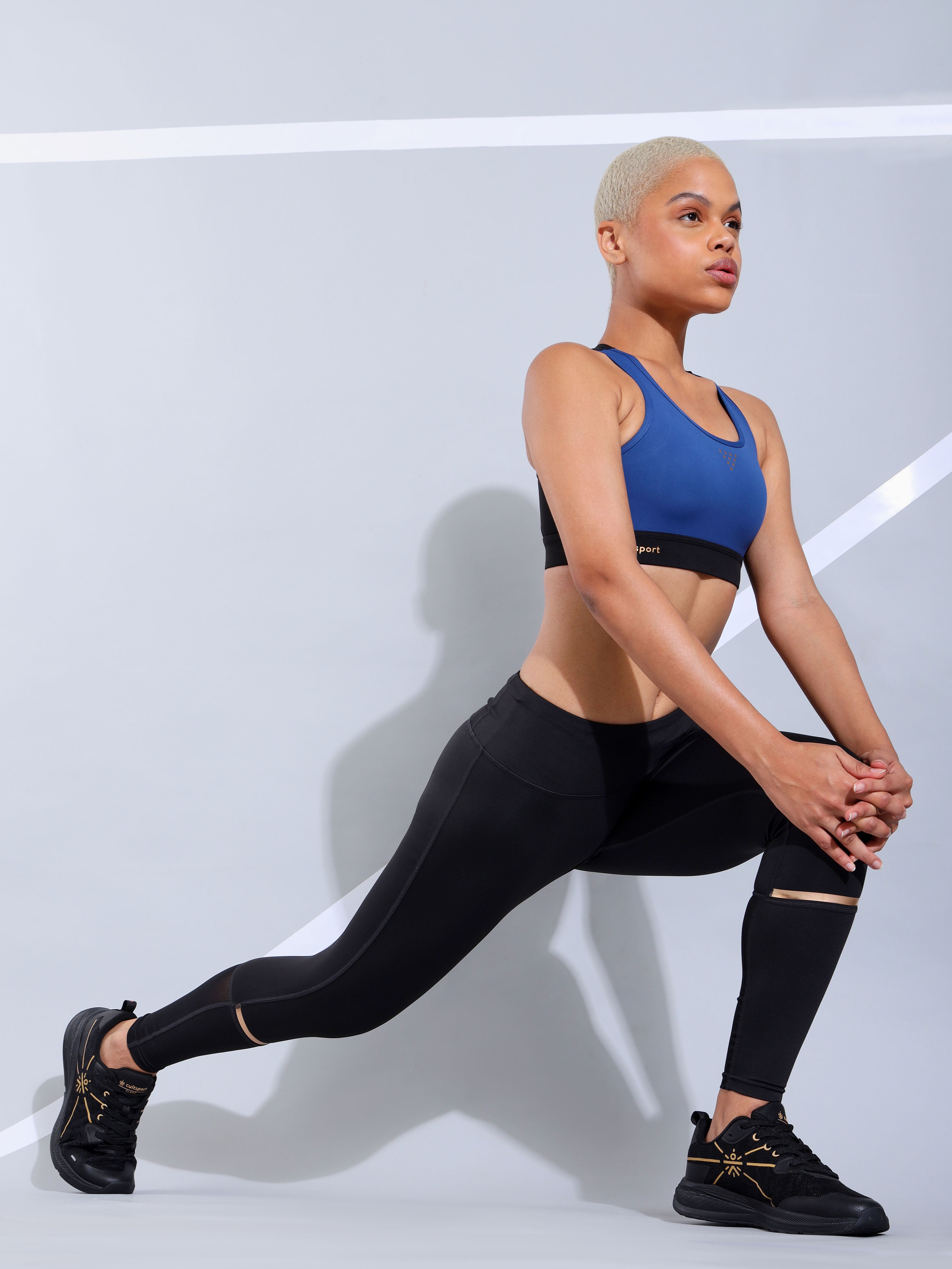 Black Absolute Fit Tights with Back Pocket