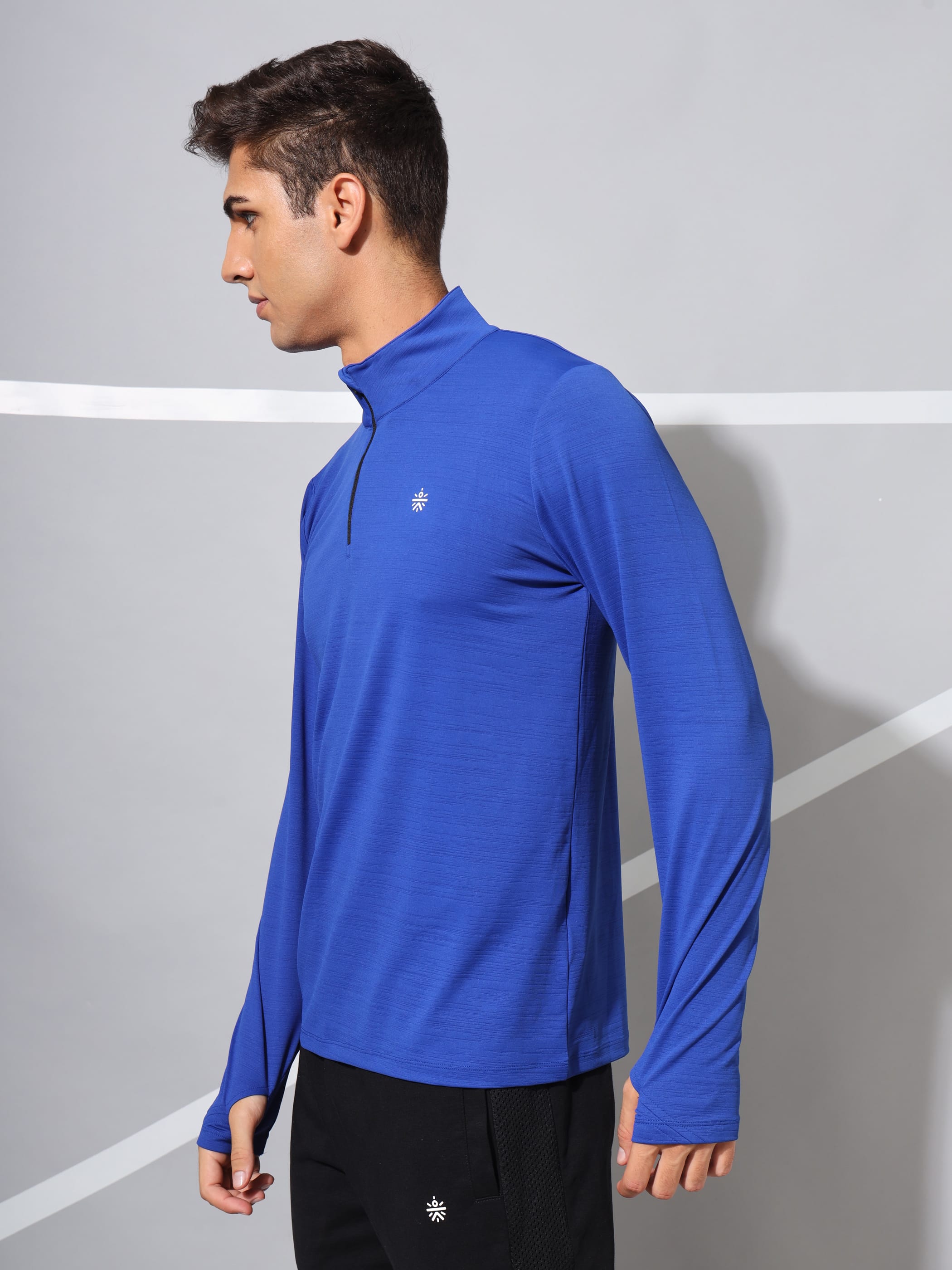 High Neck Active T-shirt with Graphic Print