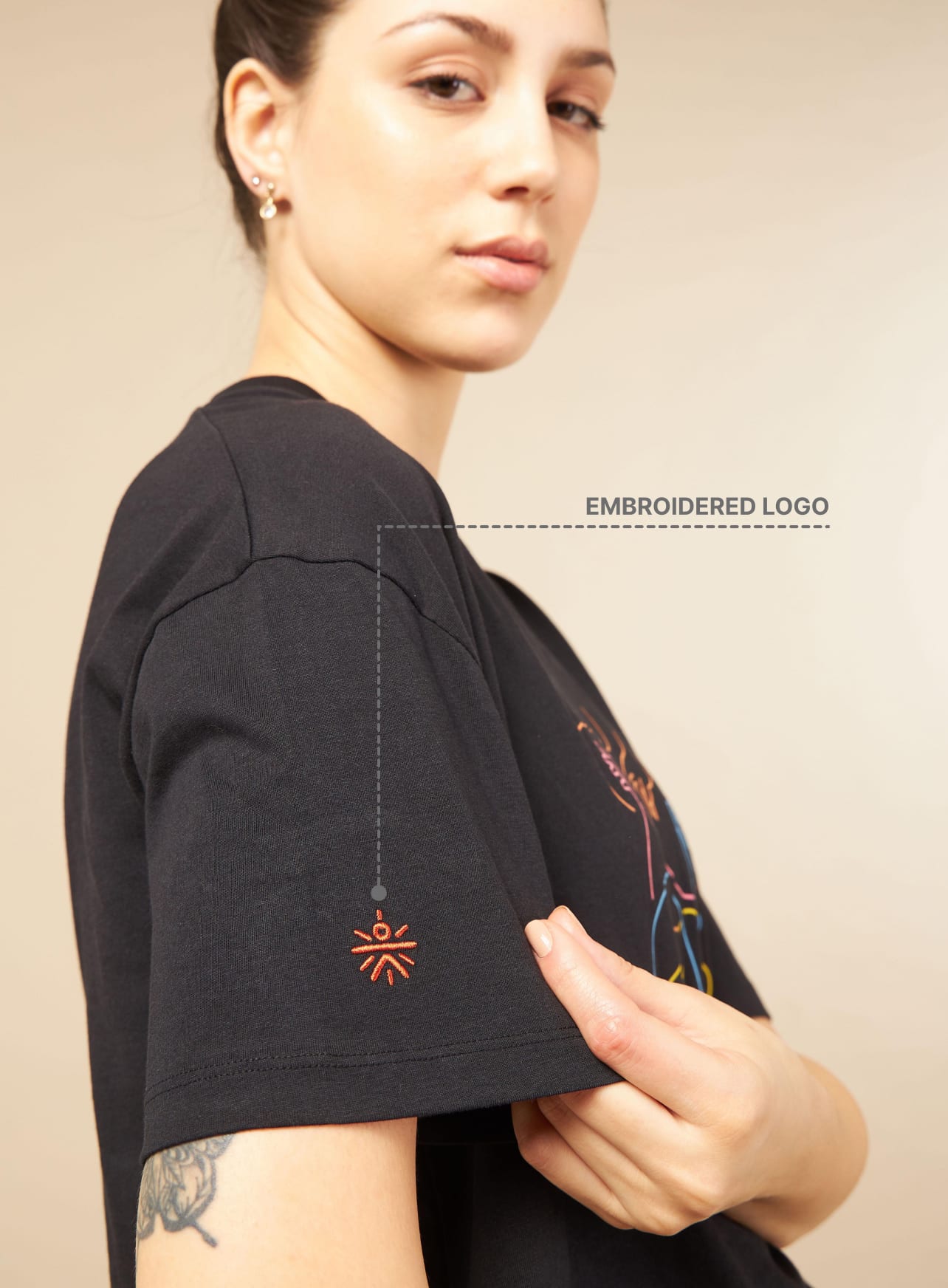 Women Black Cult community T-shirt