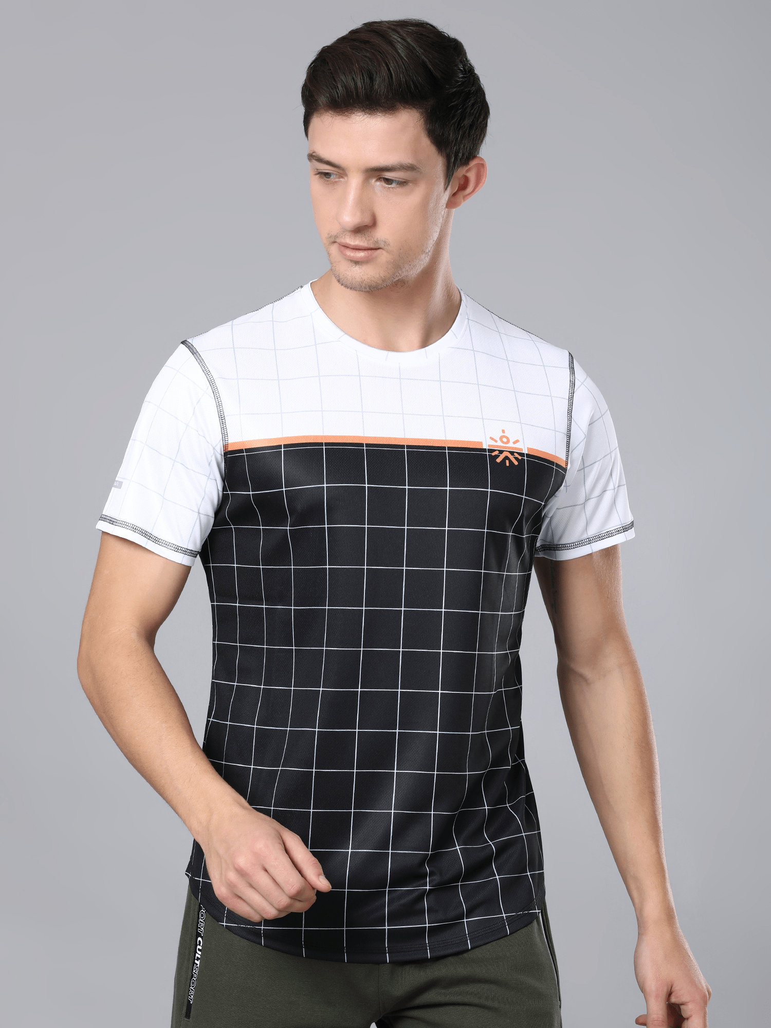 Signature Grid White Black Workout Tee