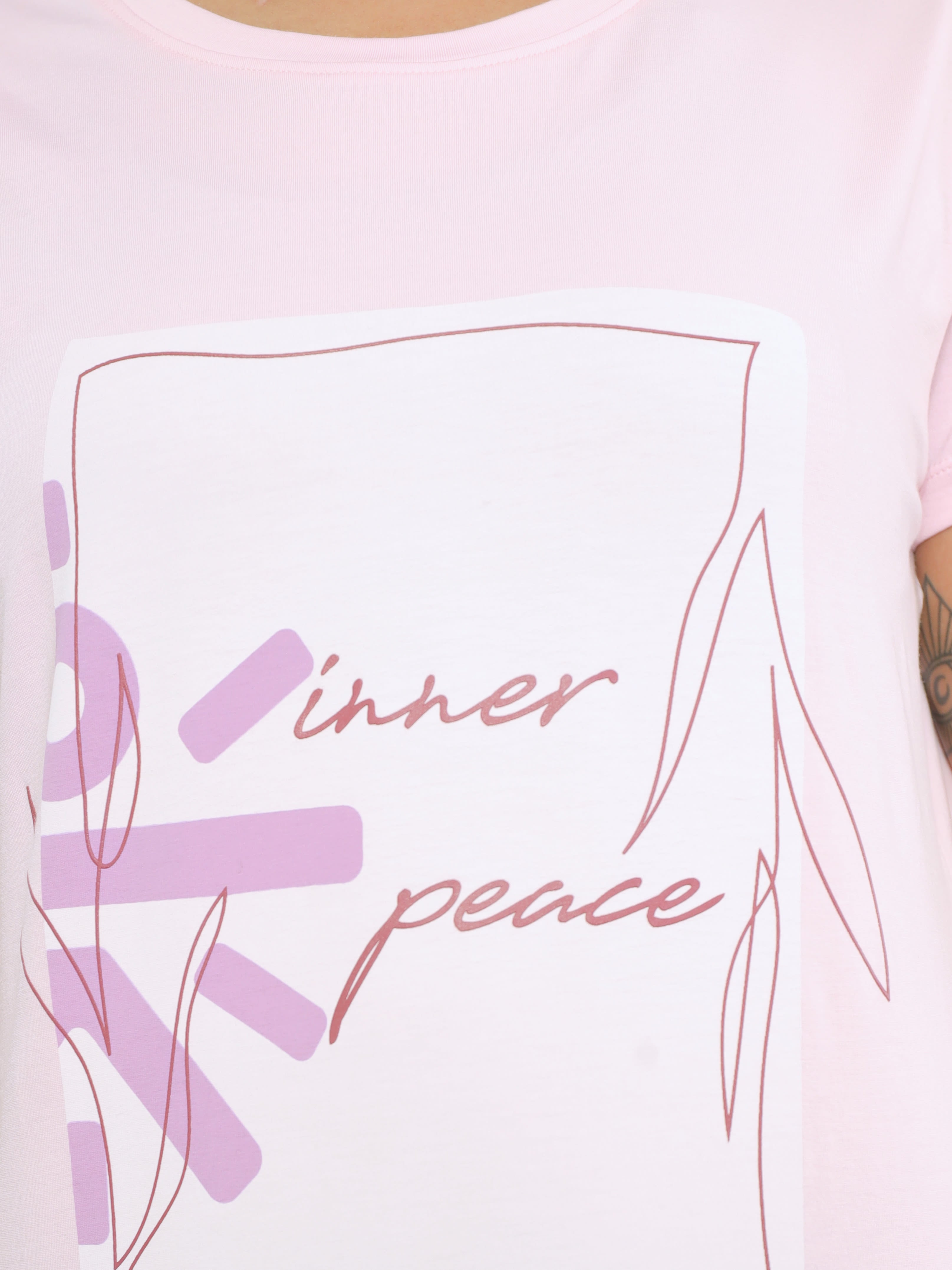 Graphic Print Yoga T-shirt