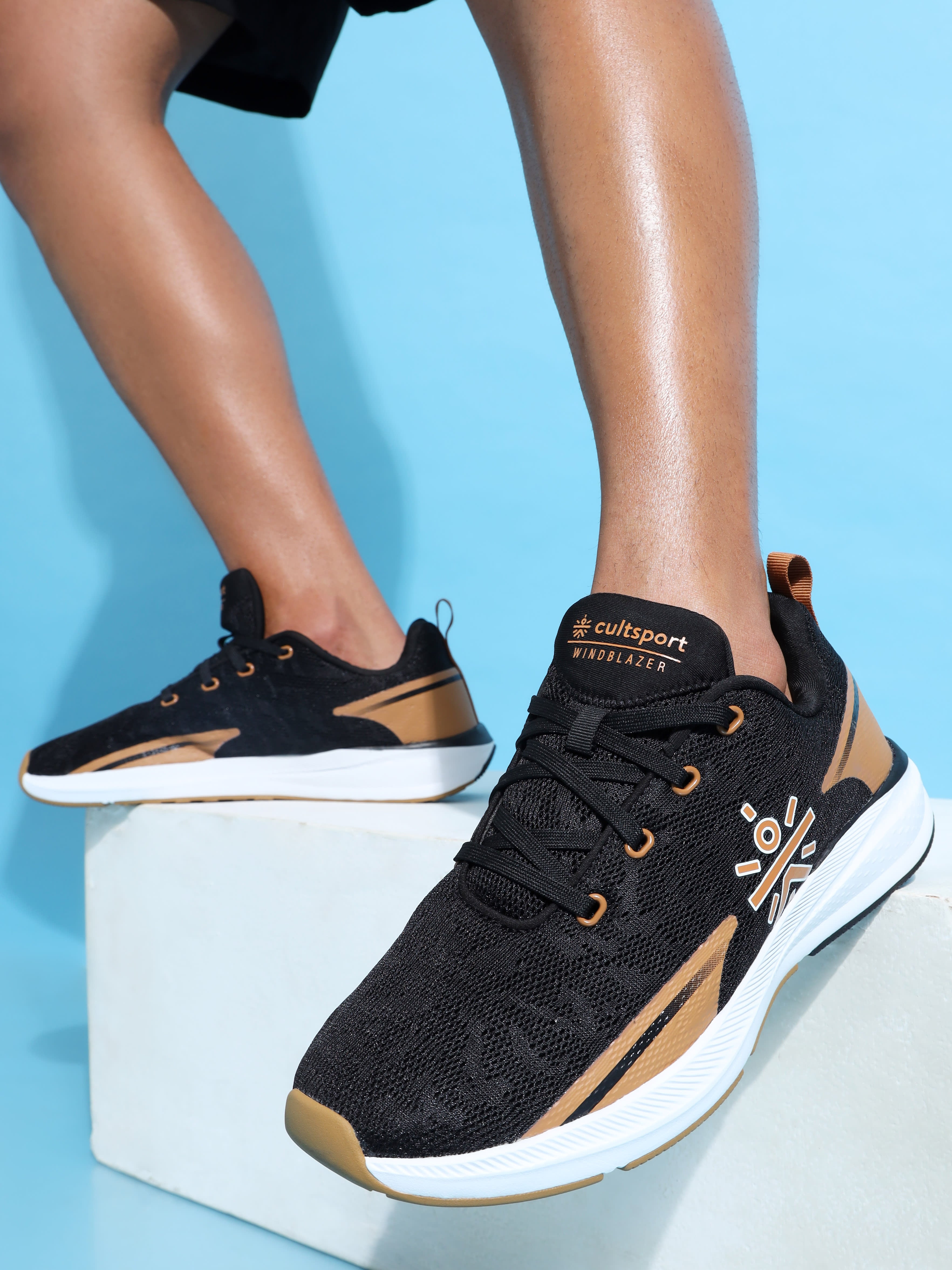 cult Windblazer Men Running Shoes - Black