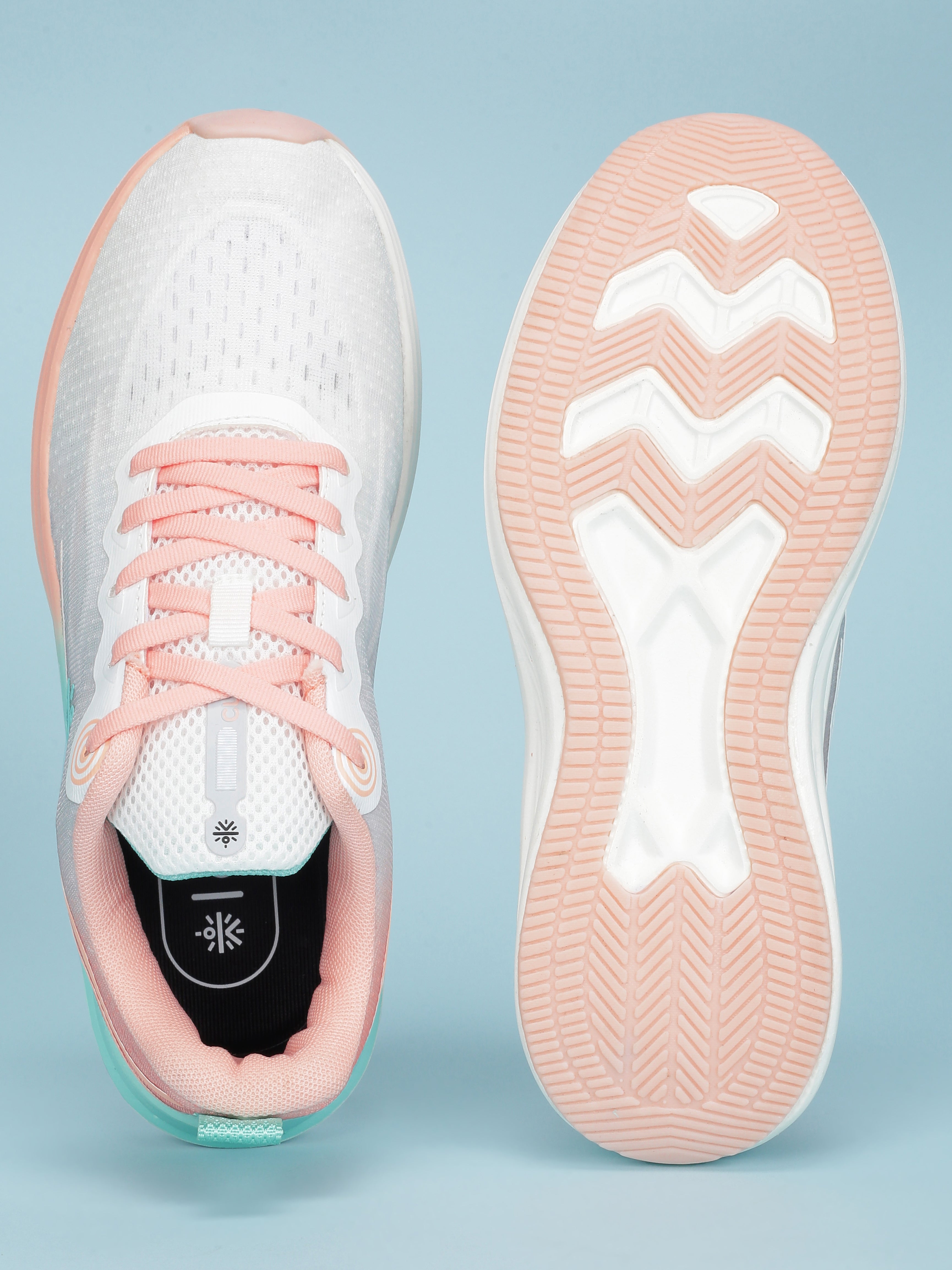 Cult Women's Dynex Running Shoes - White/Peach