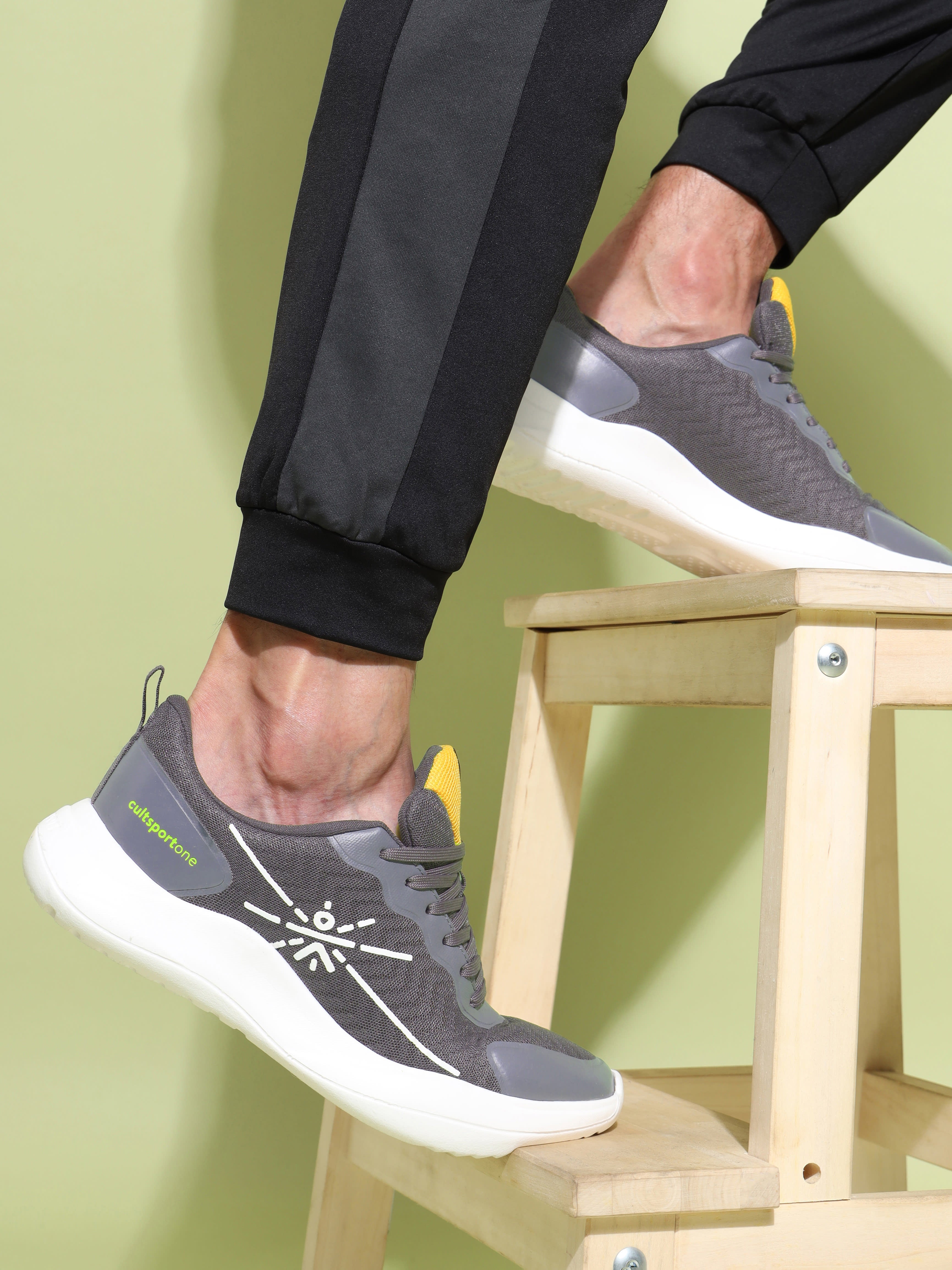 cult Lope Men Running Shoes - Grey/Yellow