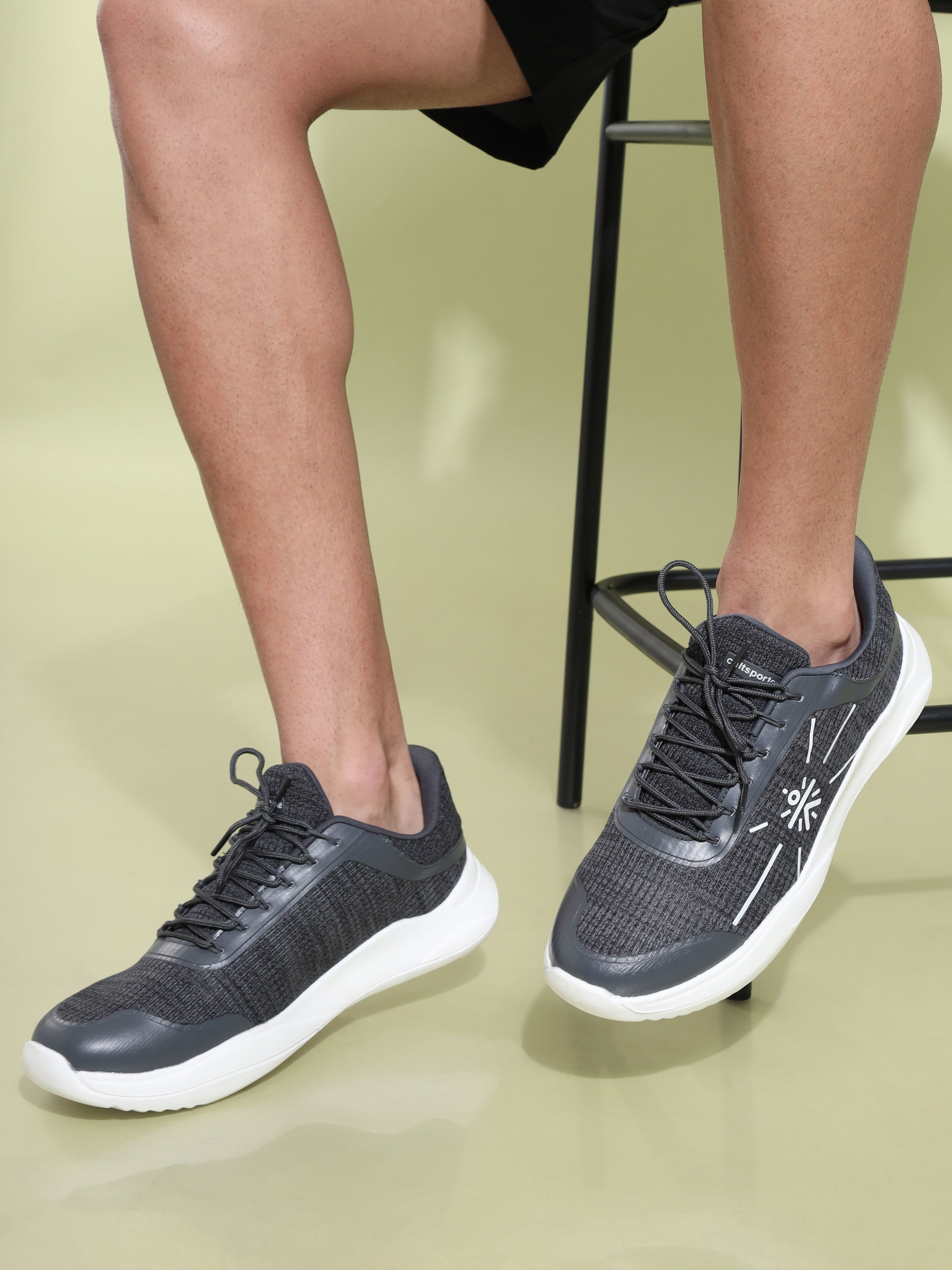 cult Dartin Men Running Shoes - Dark Grey