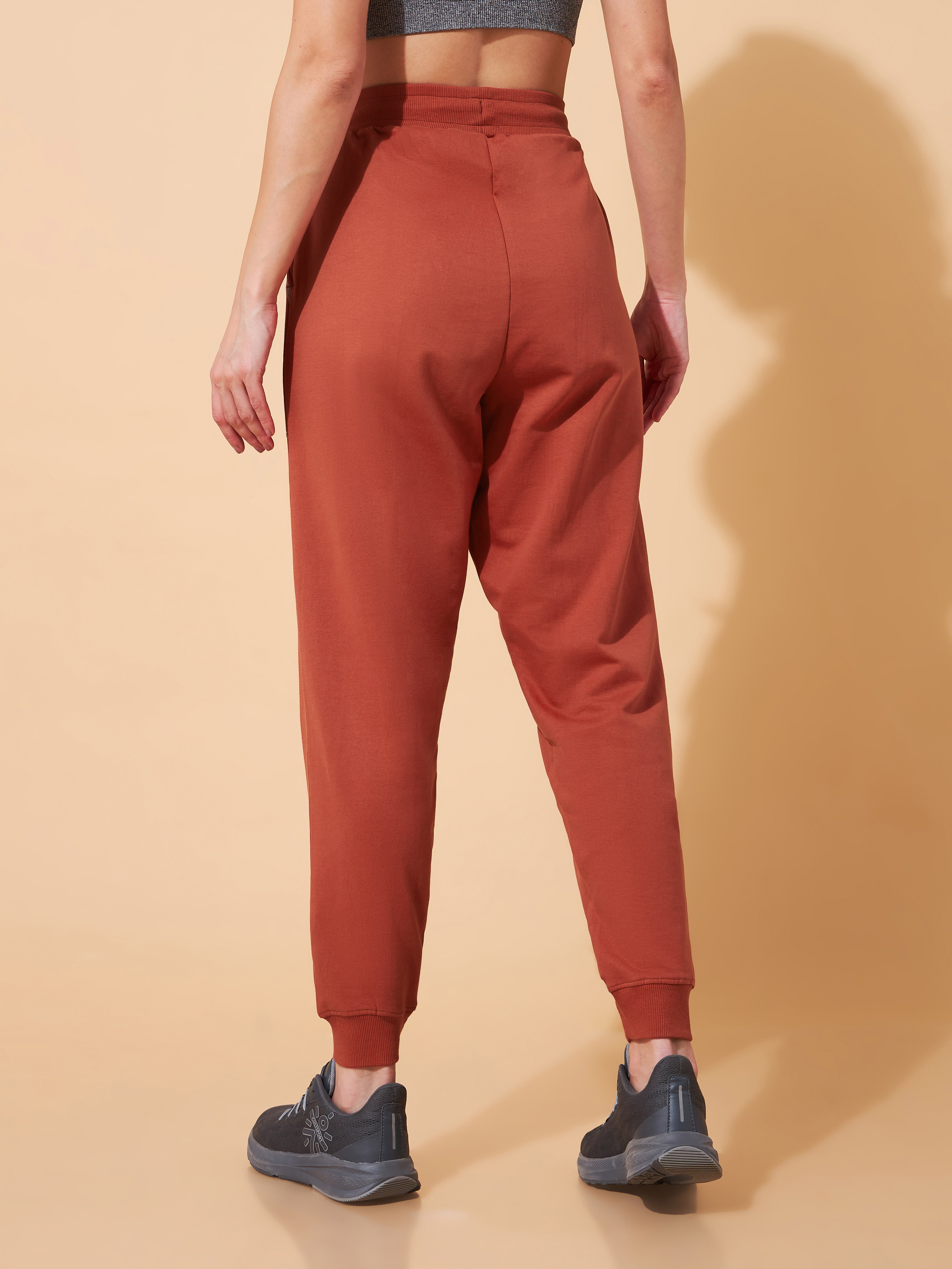 Women Rust Pop-up Thread Leisure Joggers