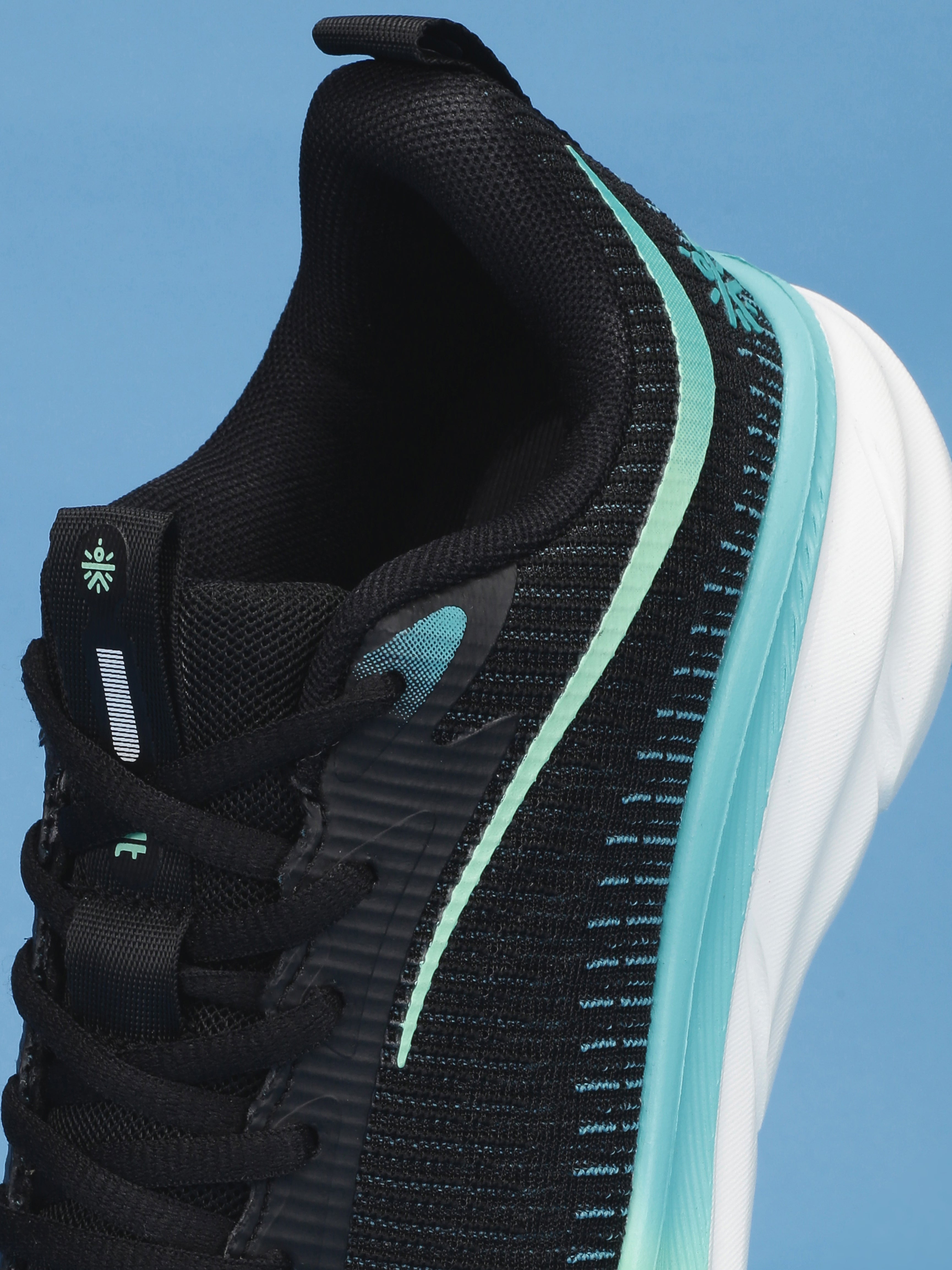 cult Women's Flytor Running Shoes - Black/Sea Green