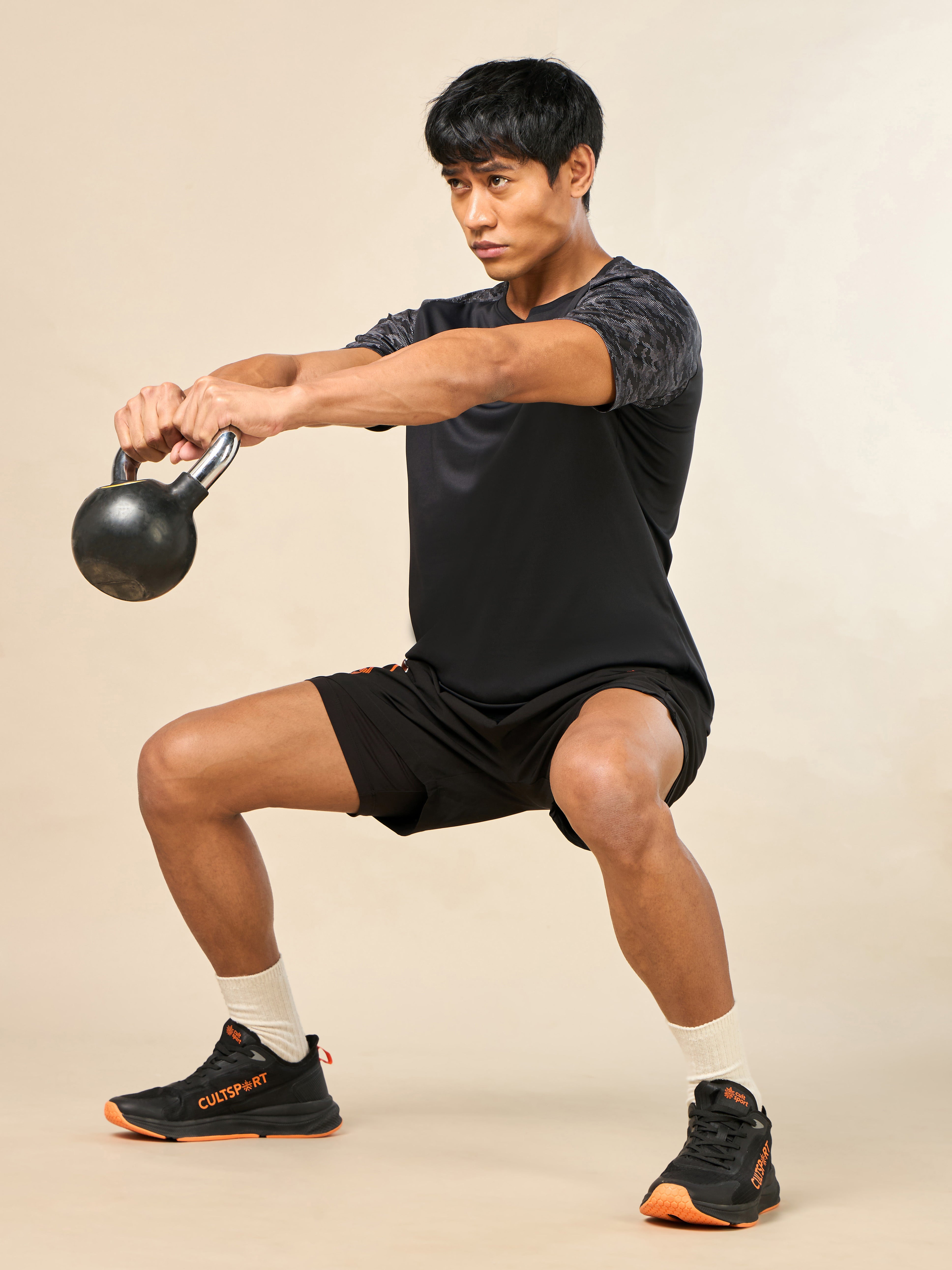 Men's Muscle Enhancer Printed Black T-shirt