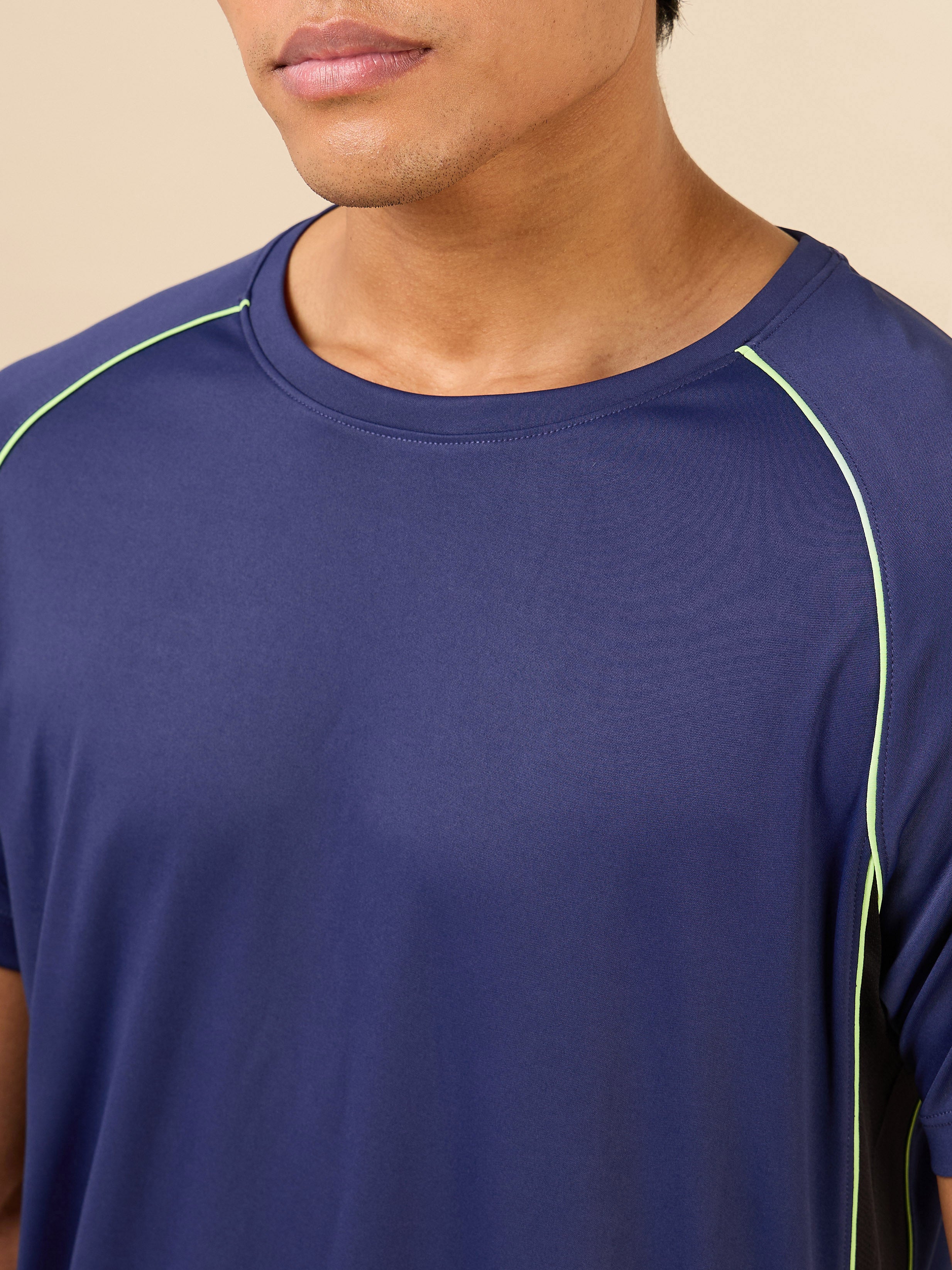 Men Navy HIIT Elevate Training T-shirt