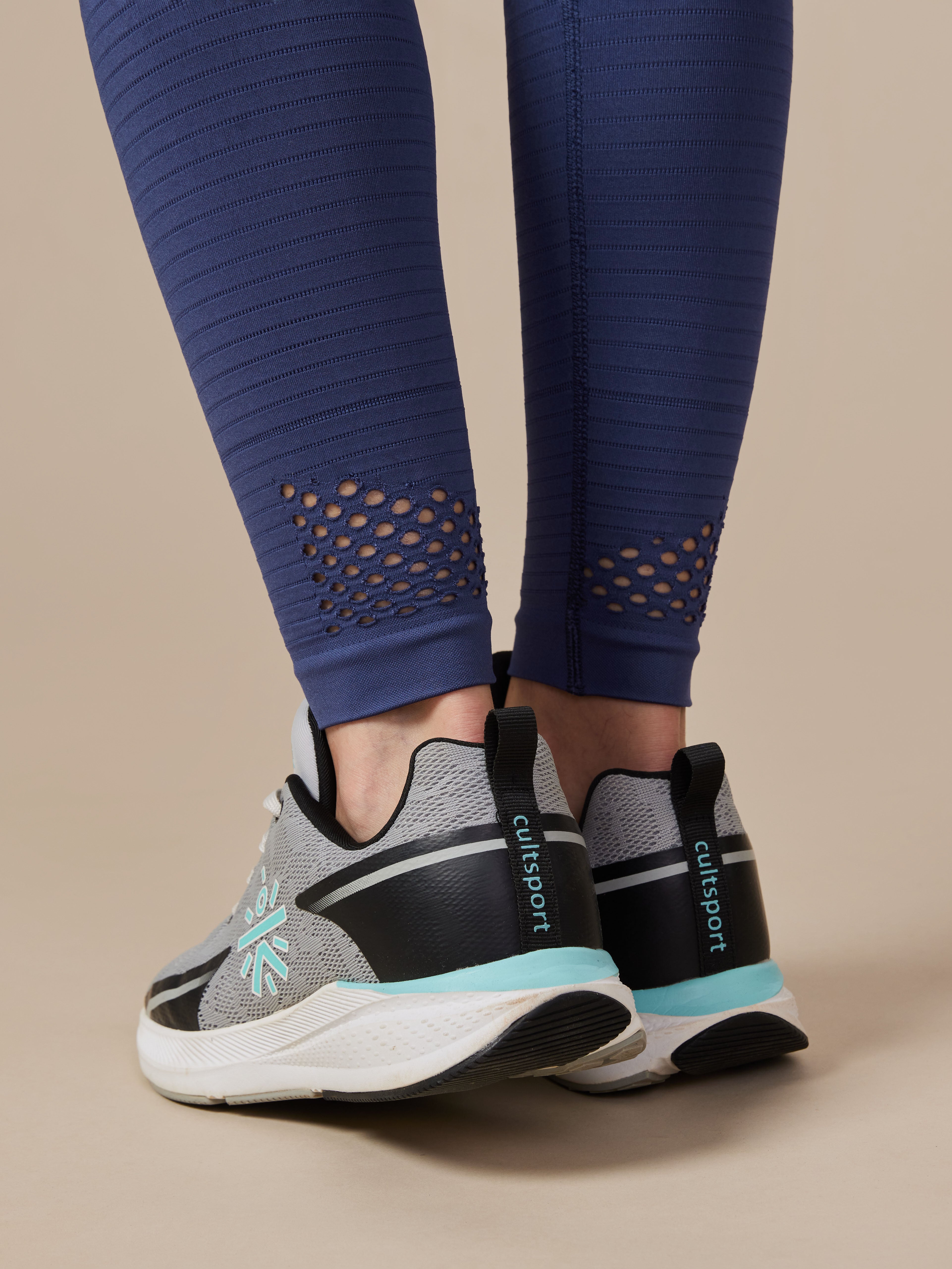 Women's Seamless Body Snug Jacquard Structured Blue Sports Tights