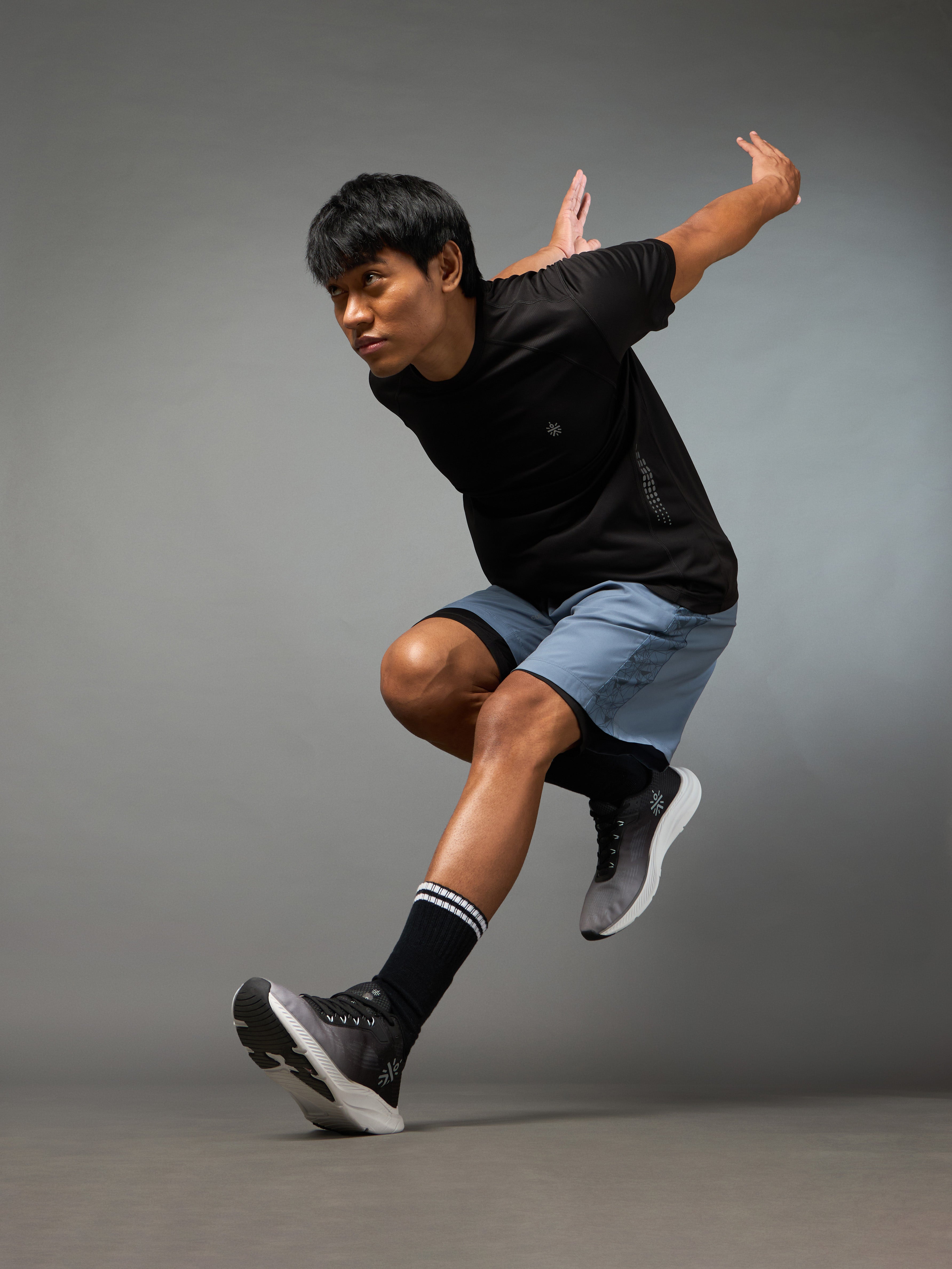 Men's Black Run Elevate T-shirt