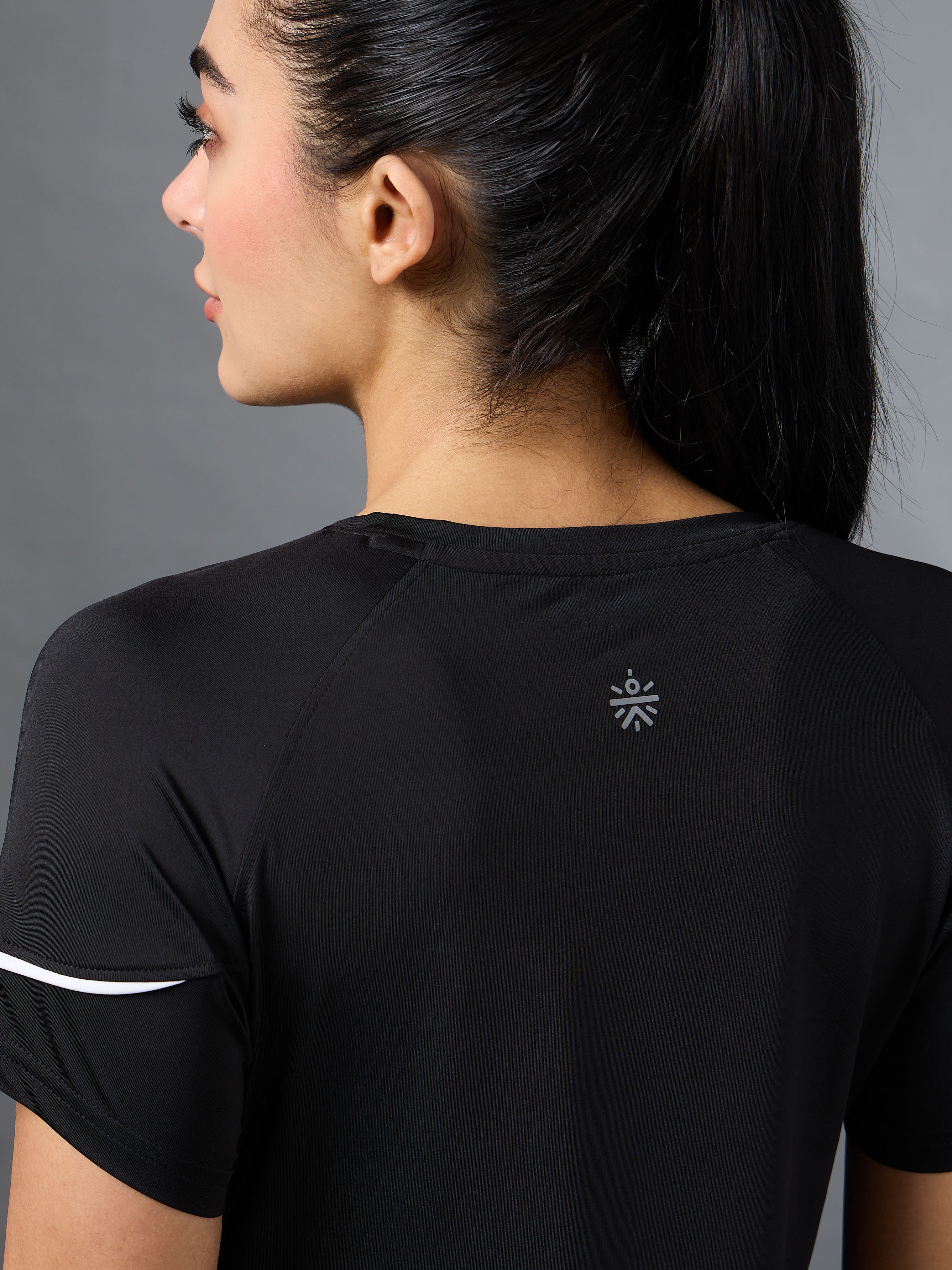 Women's Black Pace up Running Top