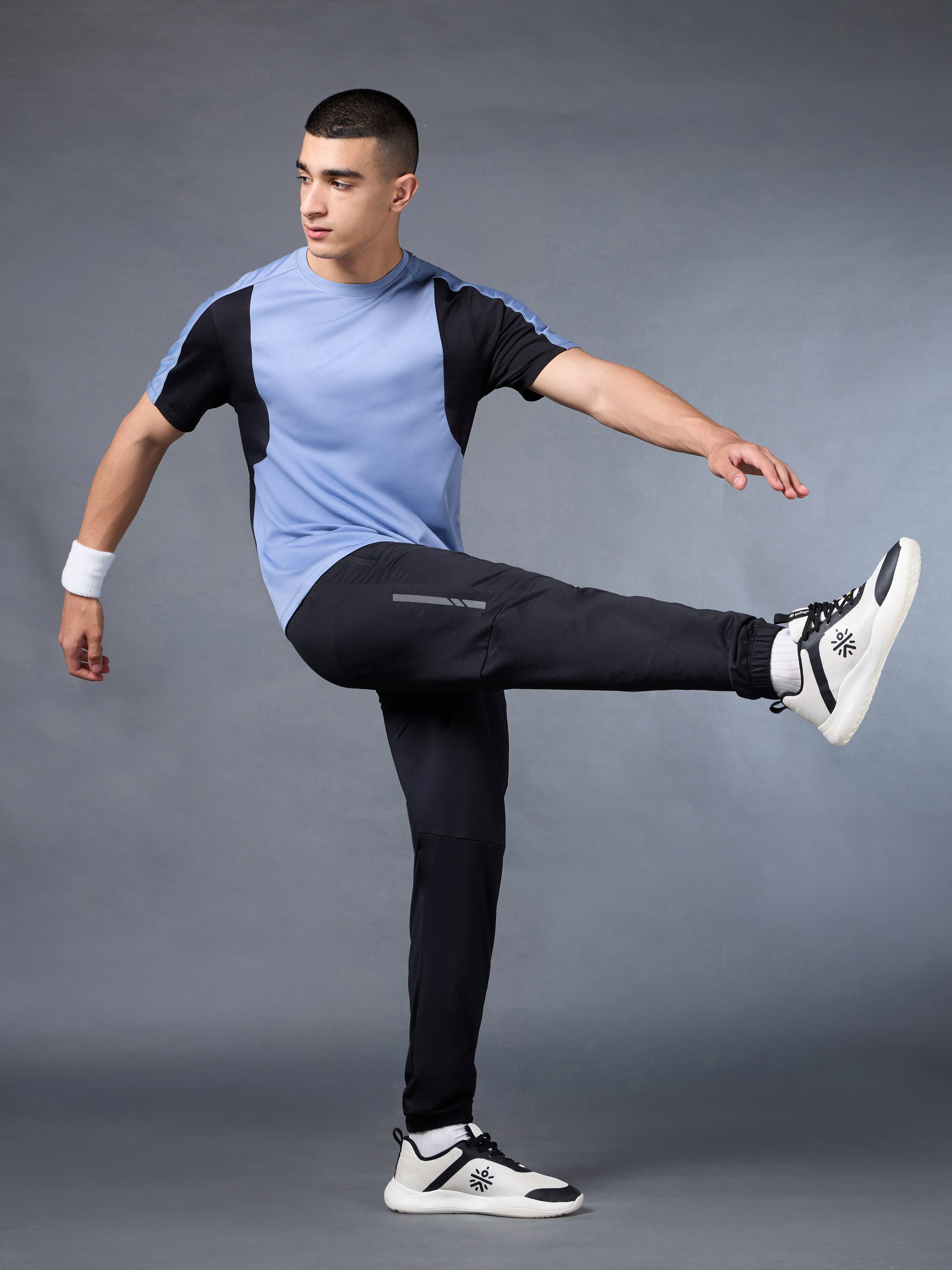 Men's Run Extra Mile Black Joggers