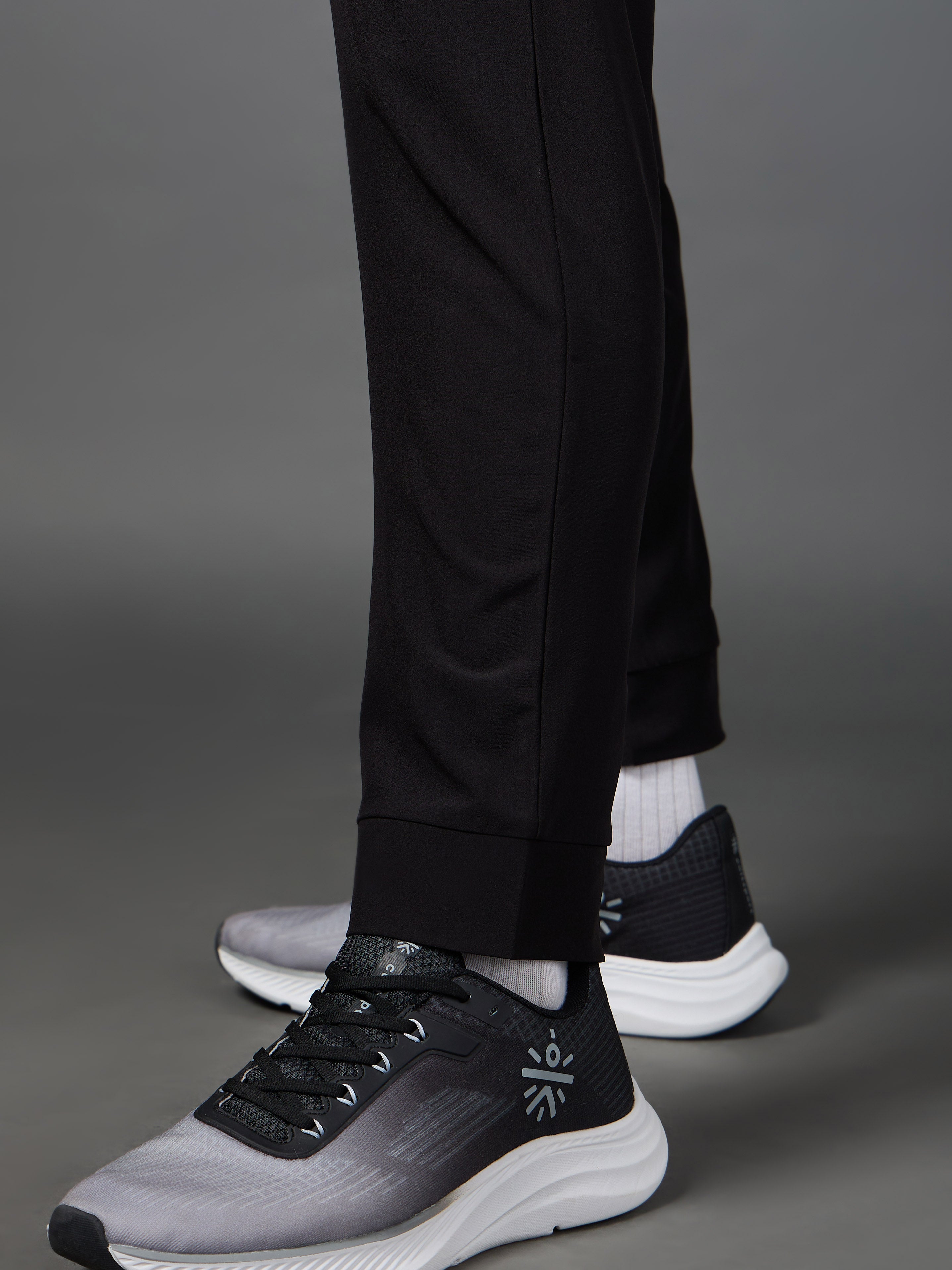 Men's Run Max Performance Black Joggers