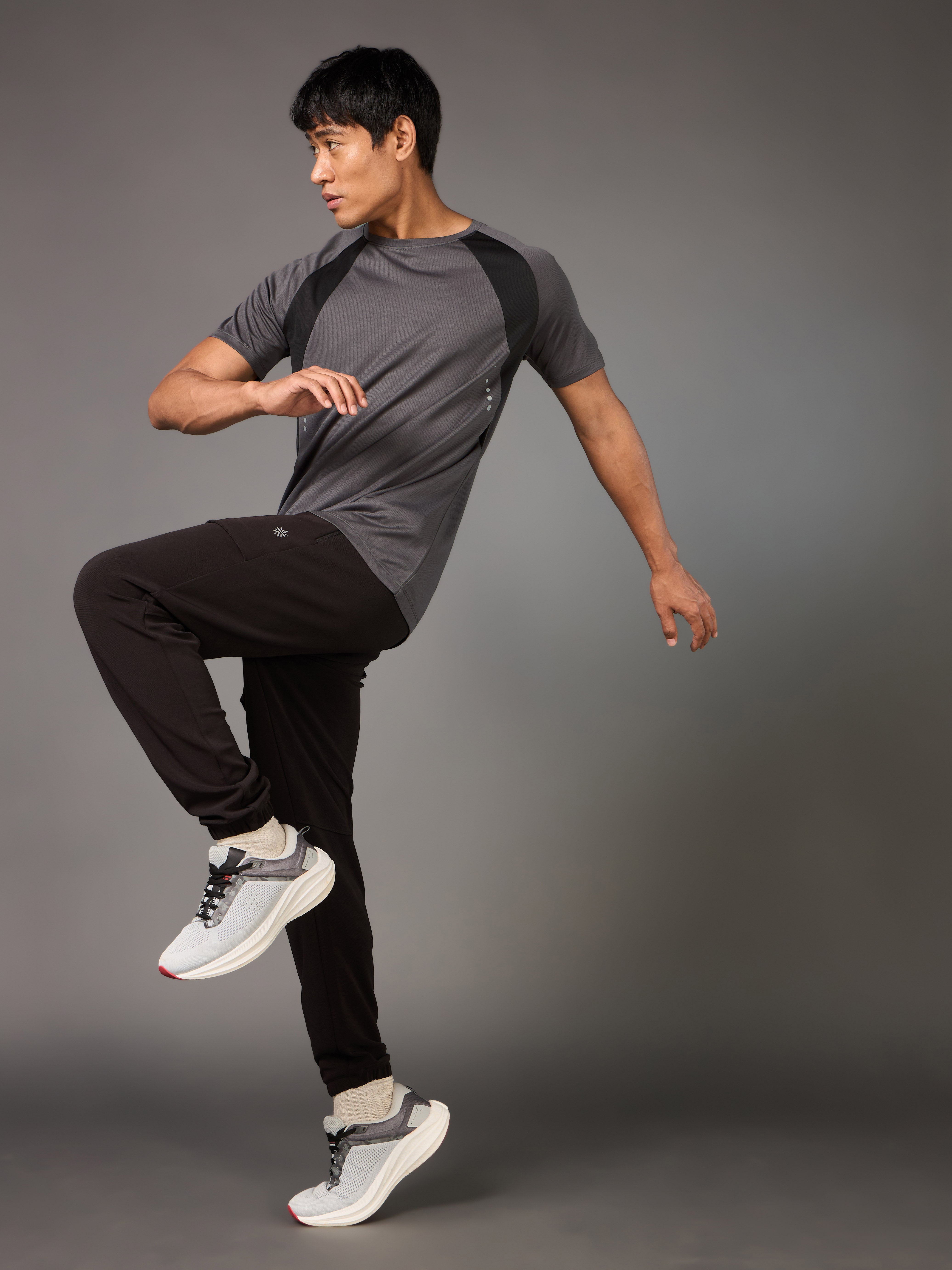 Men's Run Champion Grey T-shirt