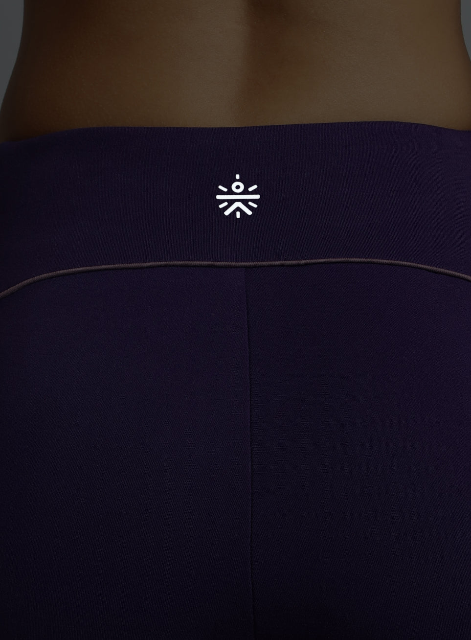 Women's Purple Flow Form Cotton Lycra Cropped Tights