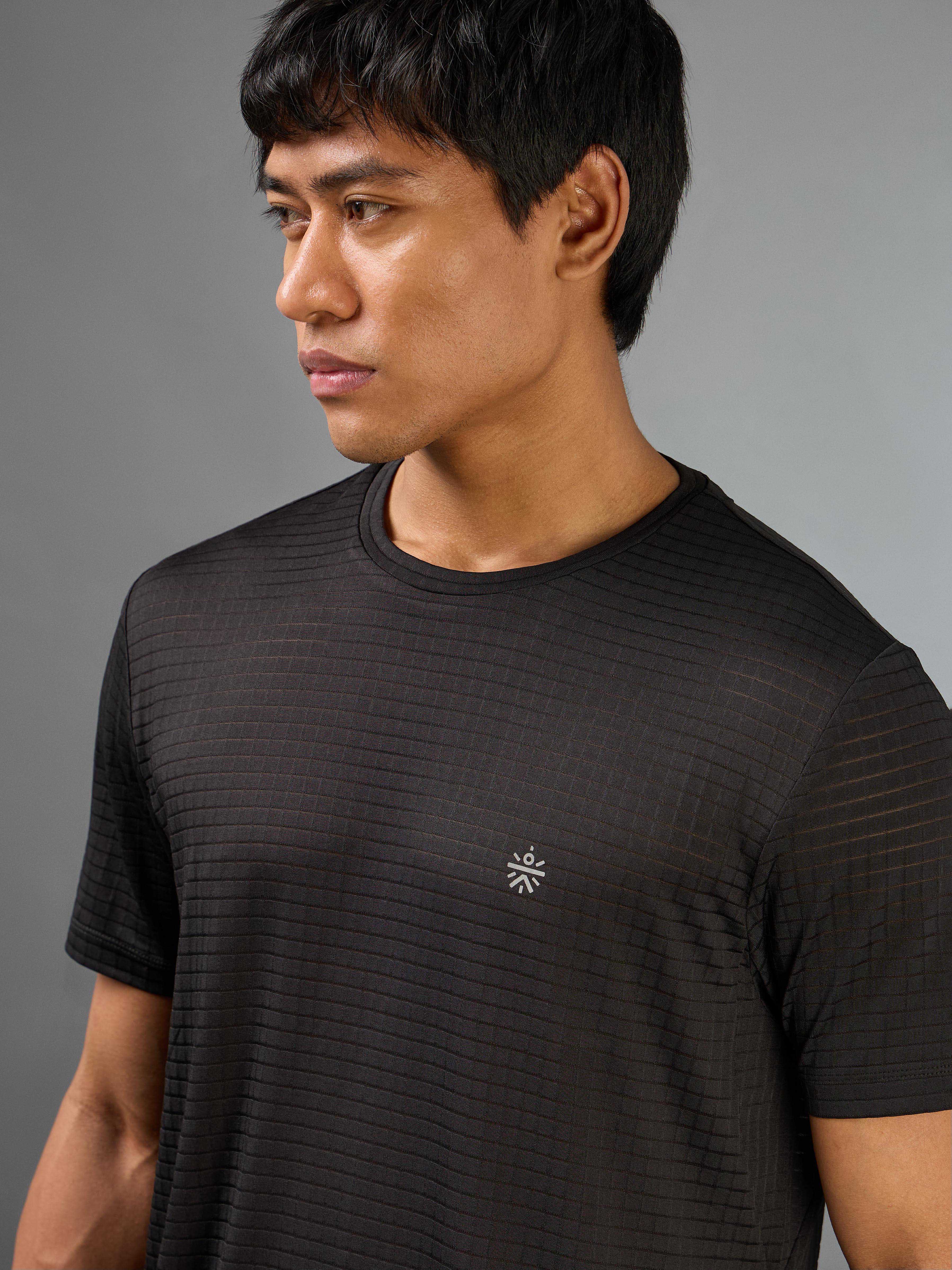 Men's Technical Knit Black High Performance T-shirt