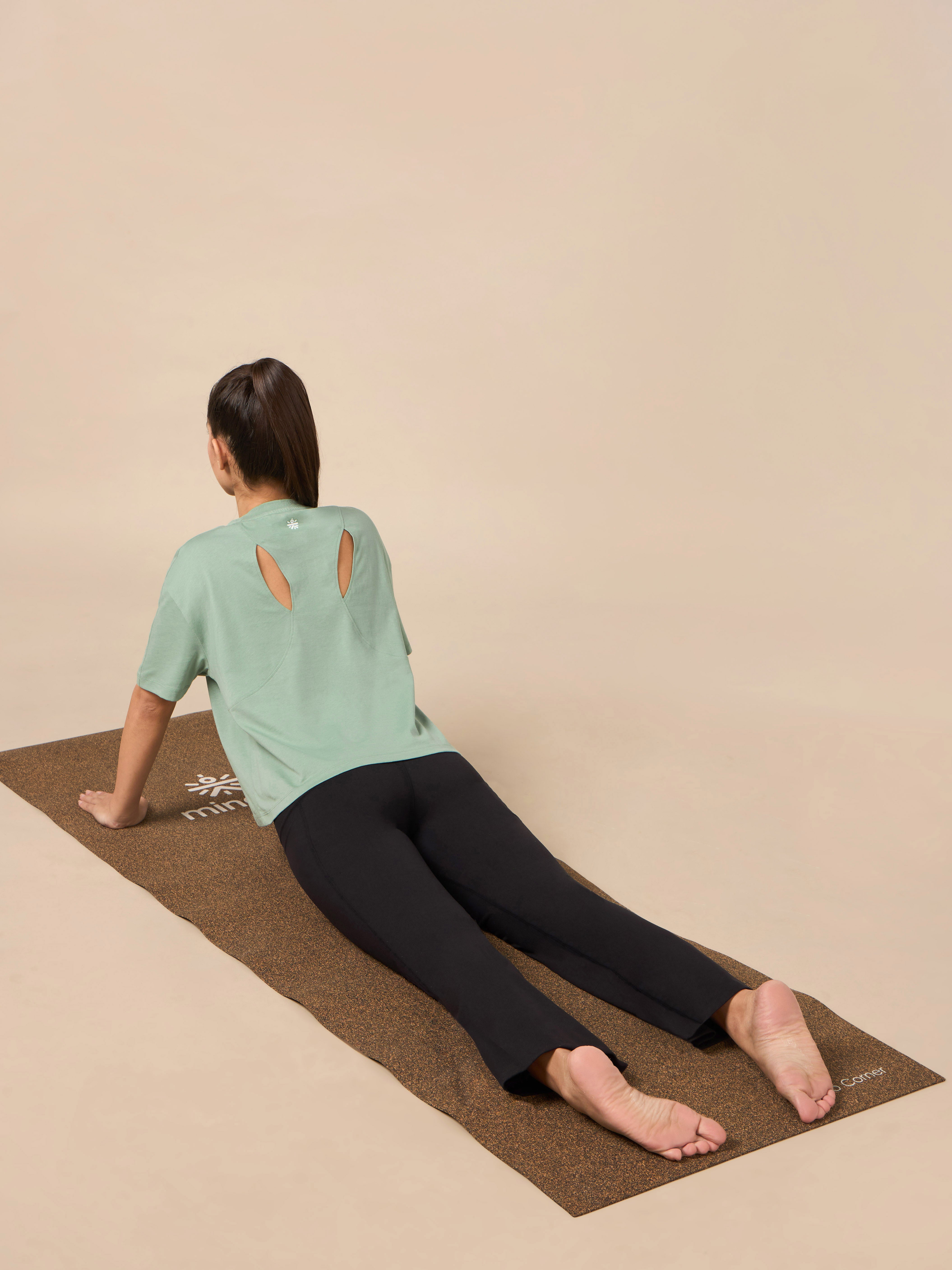 Women's Yoga Green Flow T-shirt