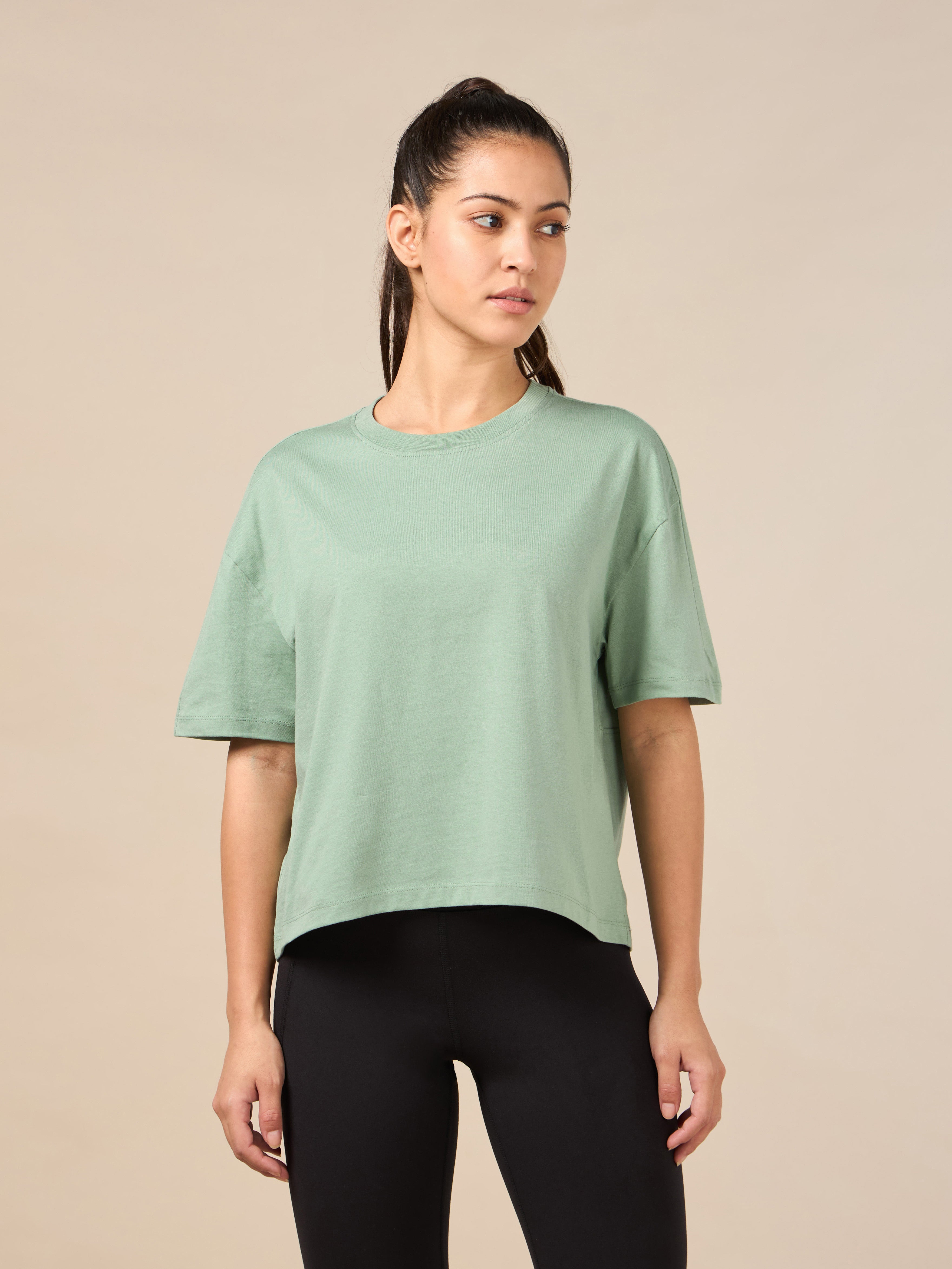 Women's Yoga Green Flow T-shirt