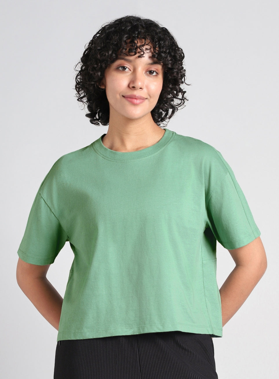 Women's Yoga Green Flow T-shirt
