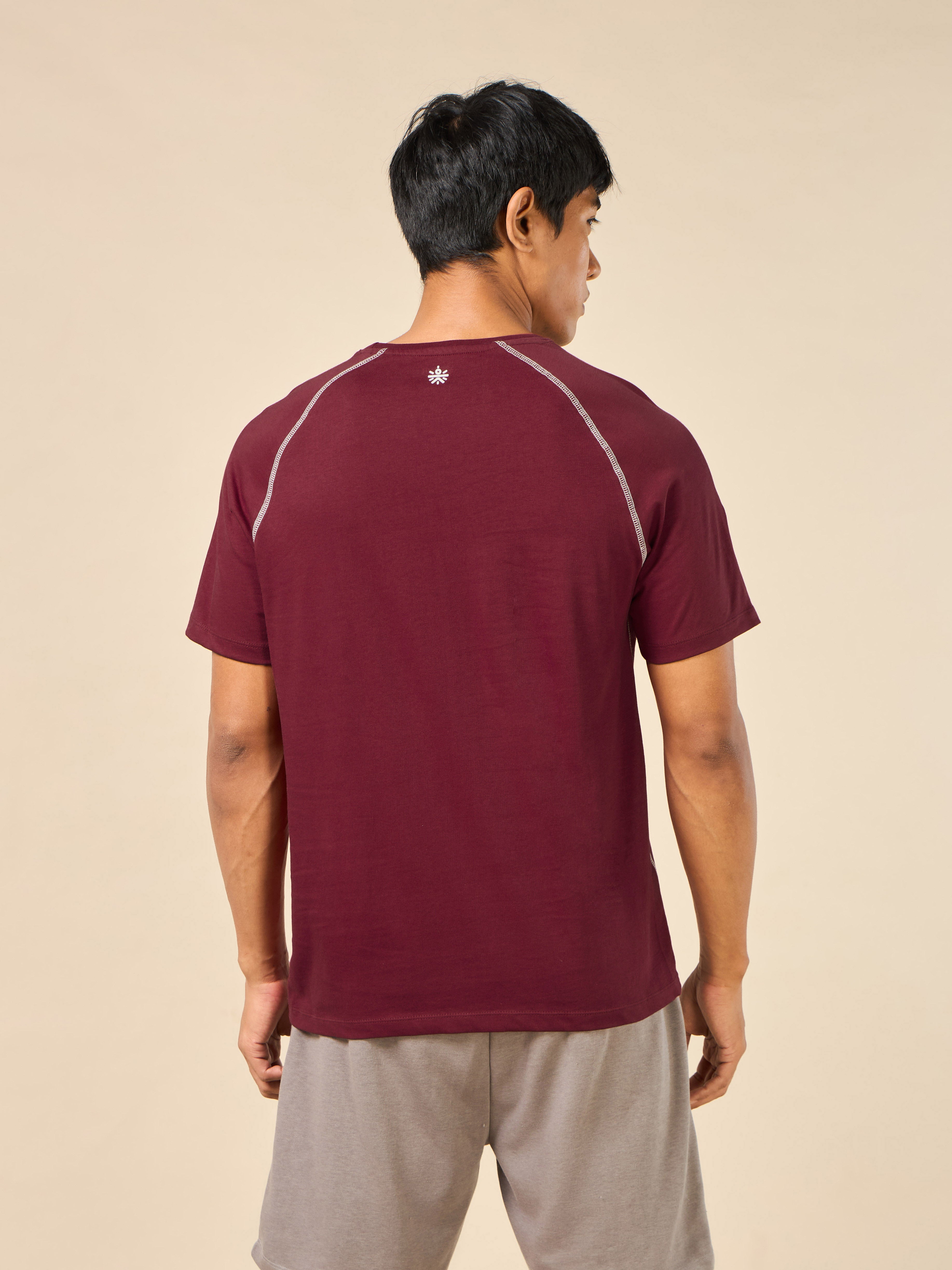 Men's Cult Essential Maroon Training T-shirt