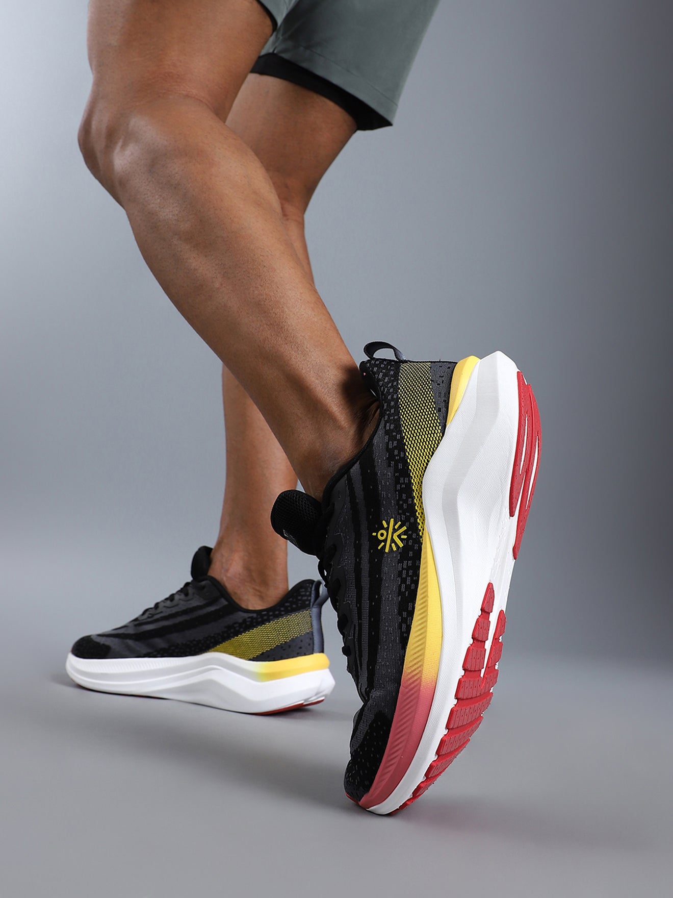 cult Men's Quasar Running Shoes - Black