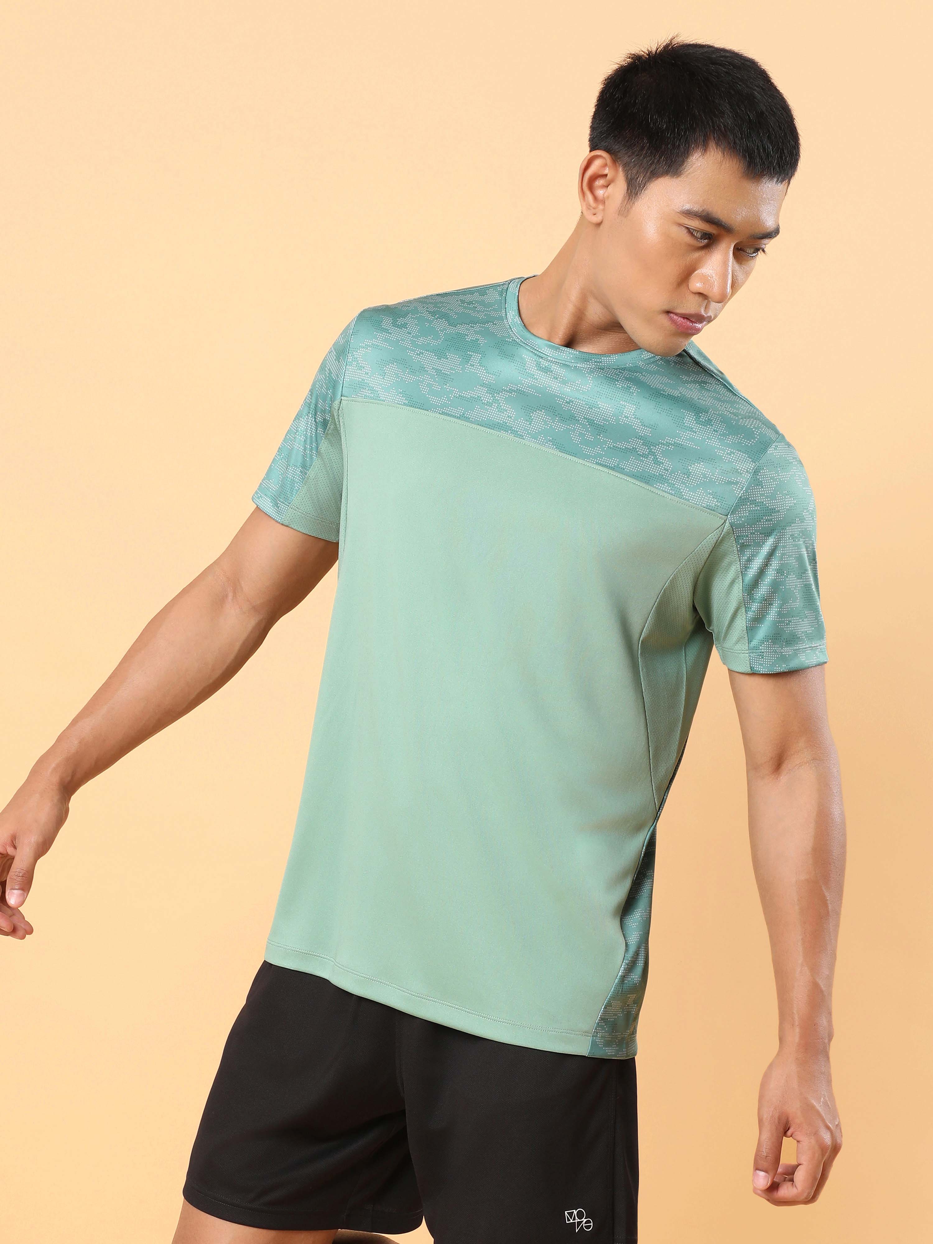 Men's Green Advance Play Active T-shirt