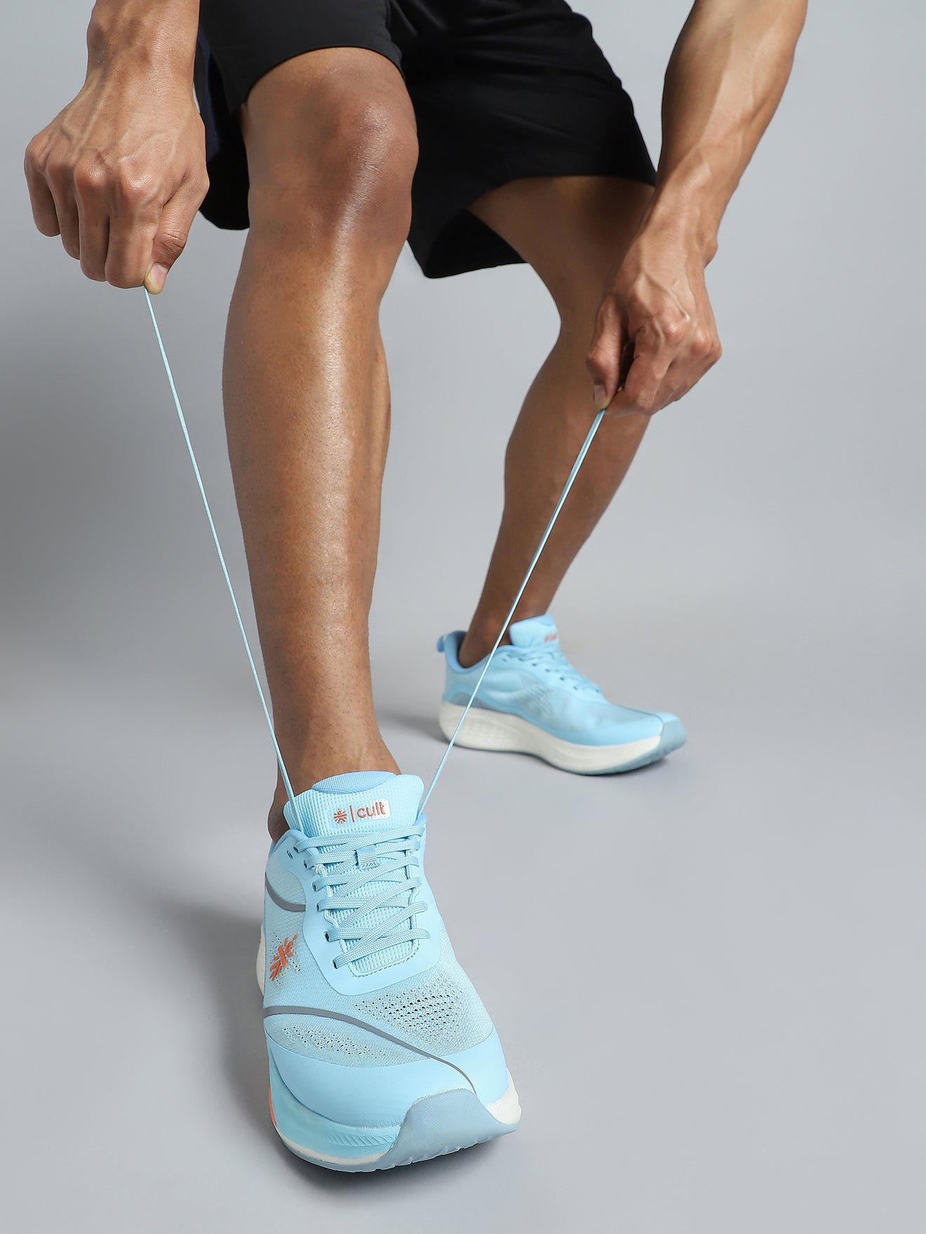 cult Men's Stratus Running Shoes - Ice Blue