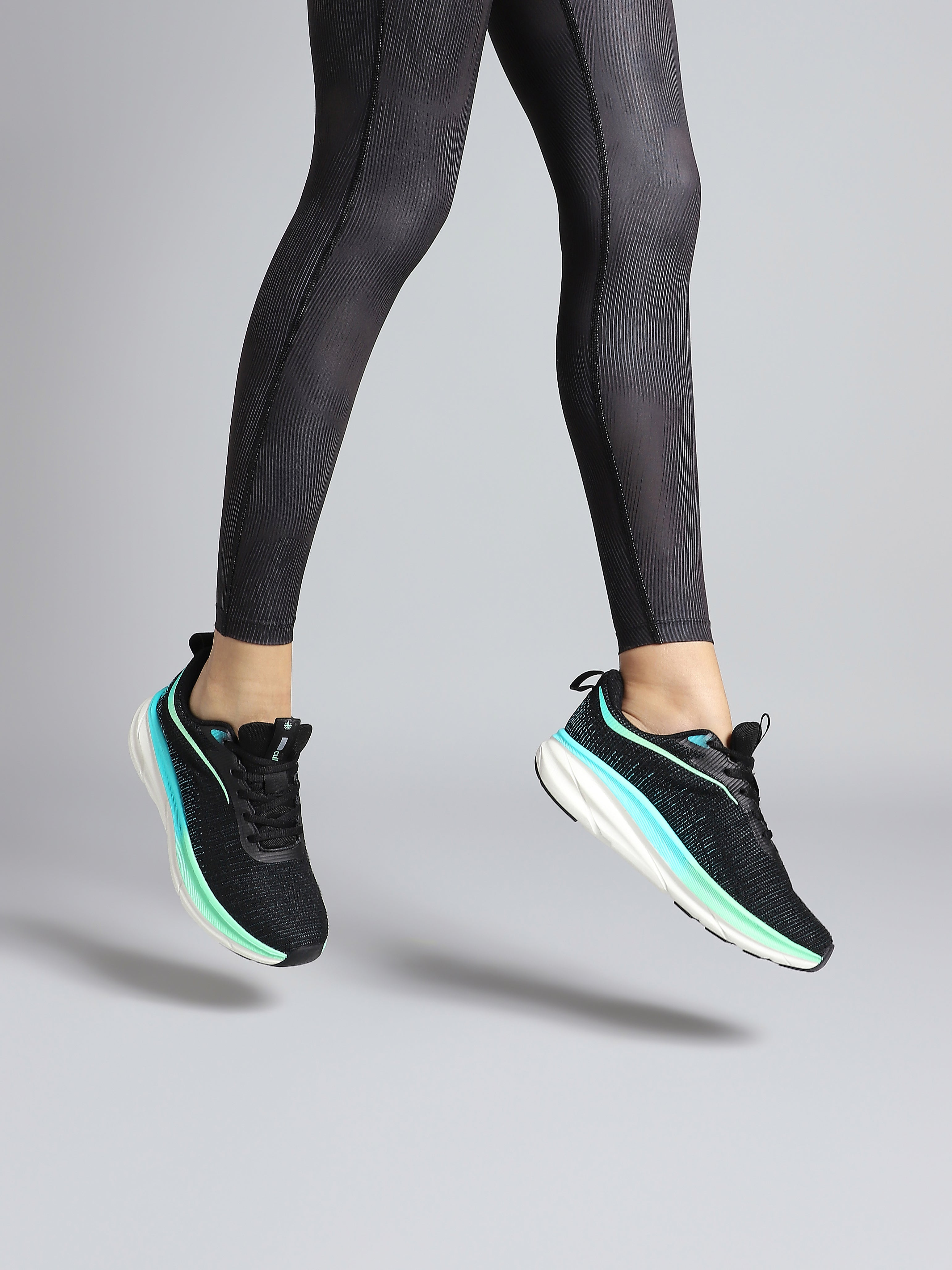 cult Women's Flytor Running Shoes - Black/Sea Green