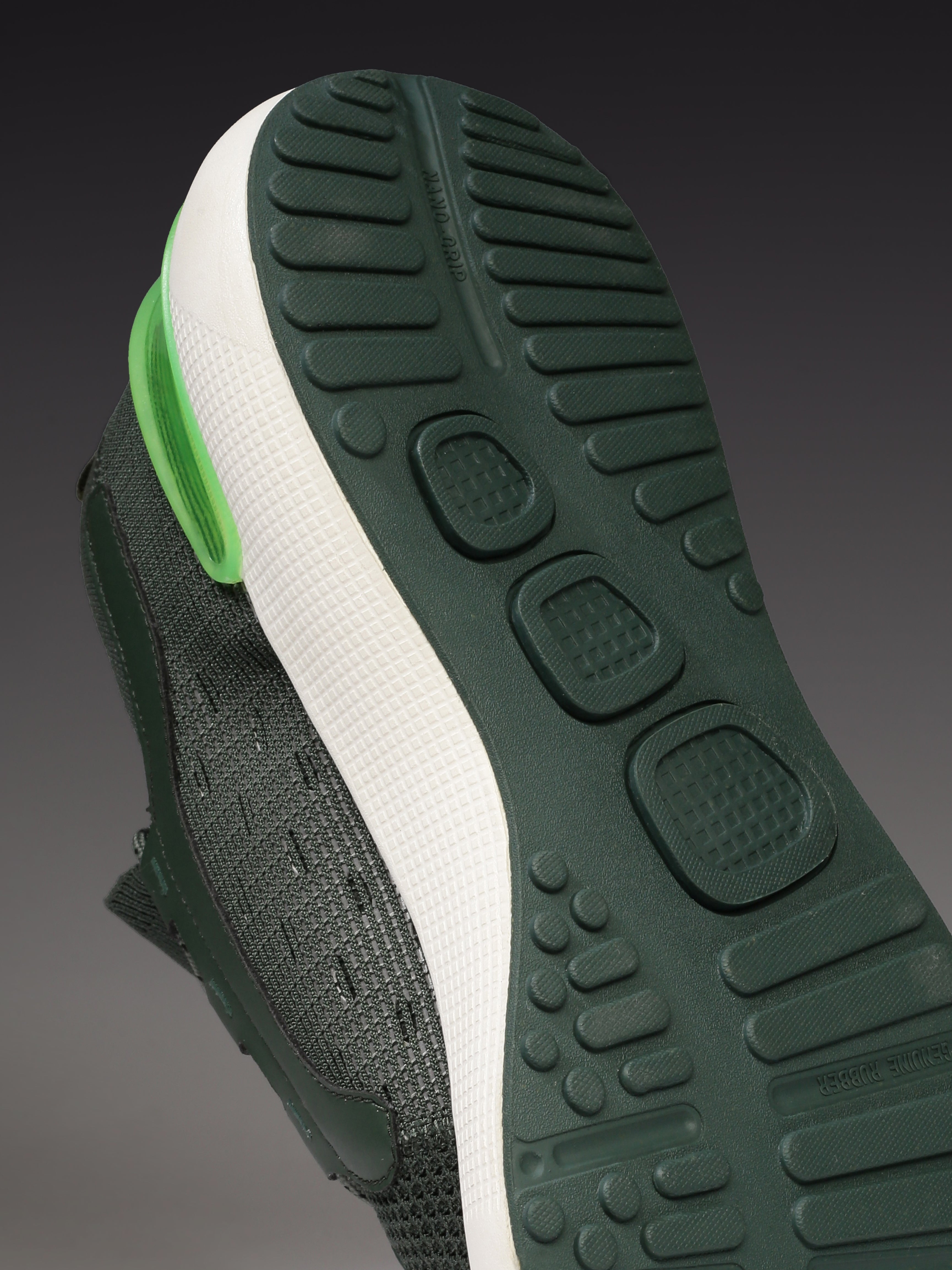 cult Men's Motive Running Shoes - Bottle Green/Neon Green