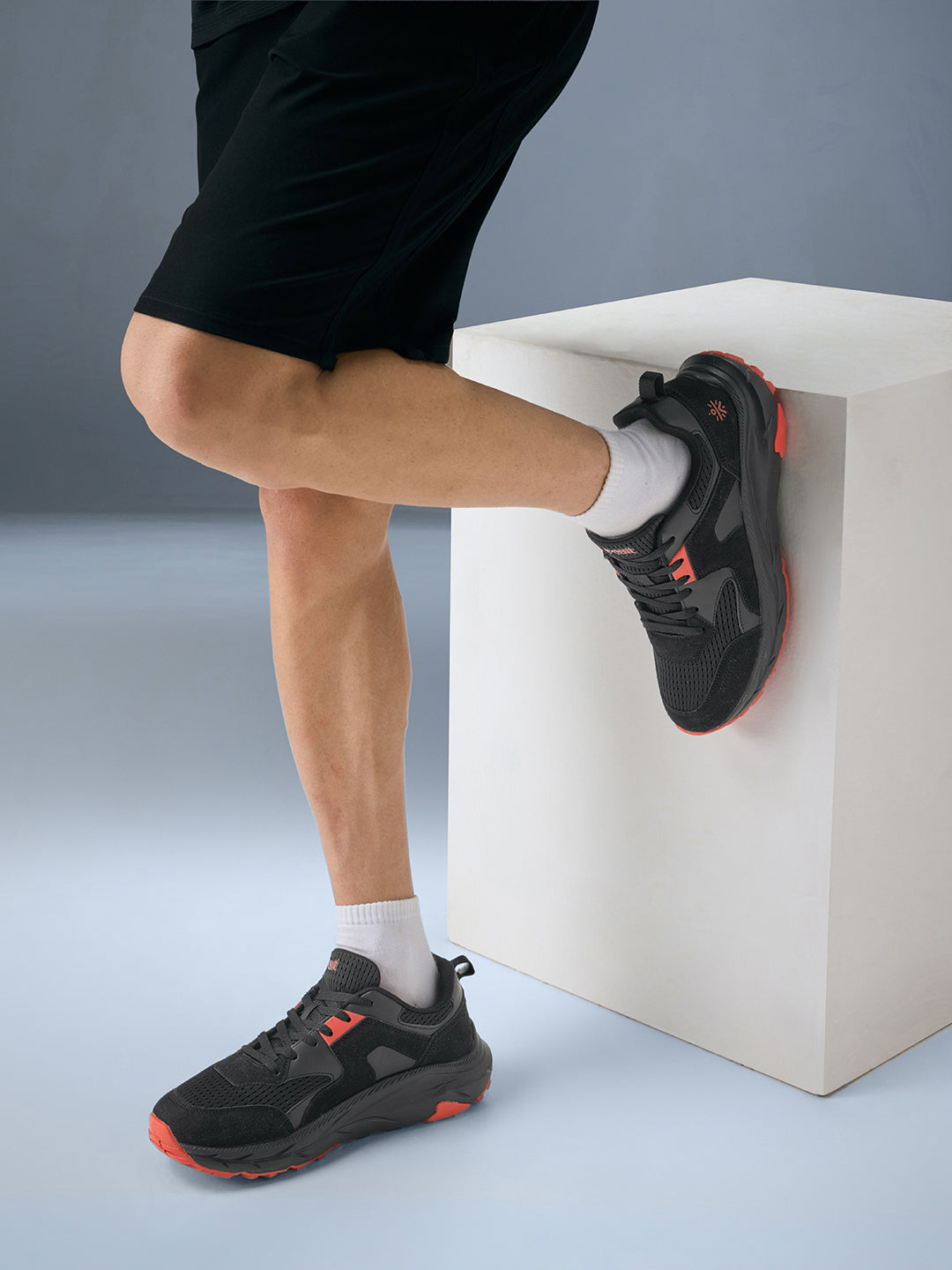 cult Men Aerolume Outdoor Shoes - Black/D.Grey