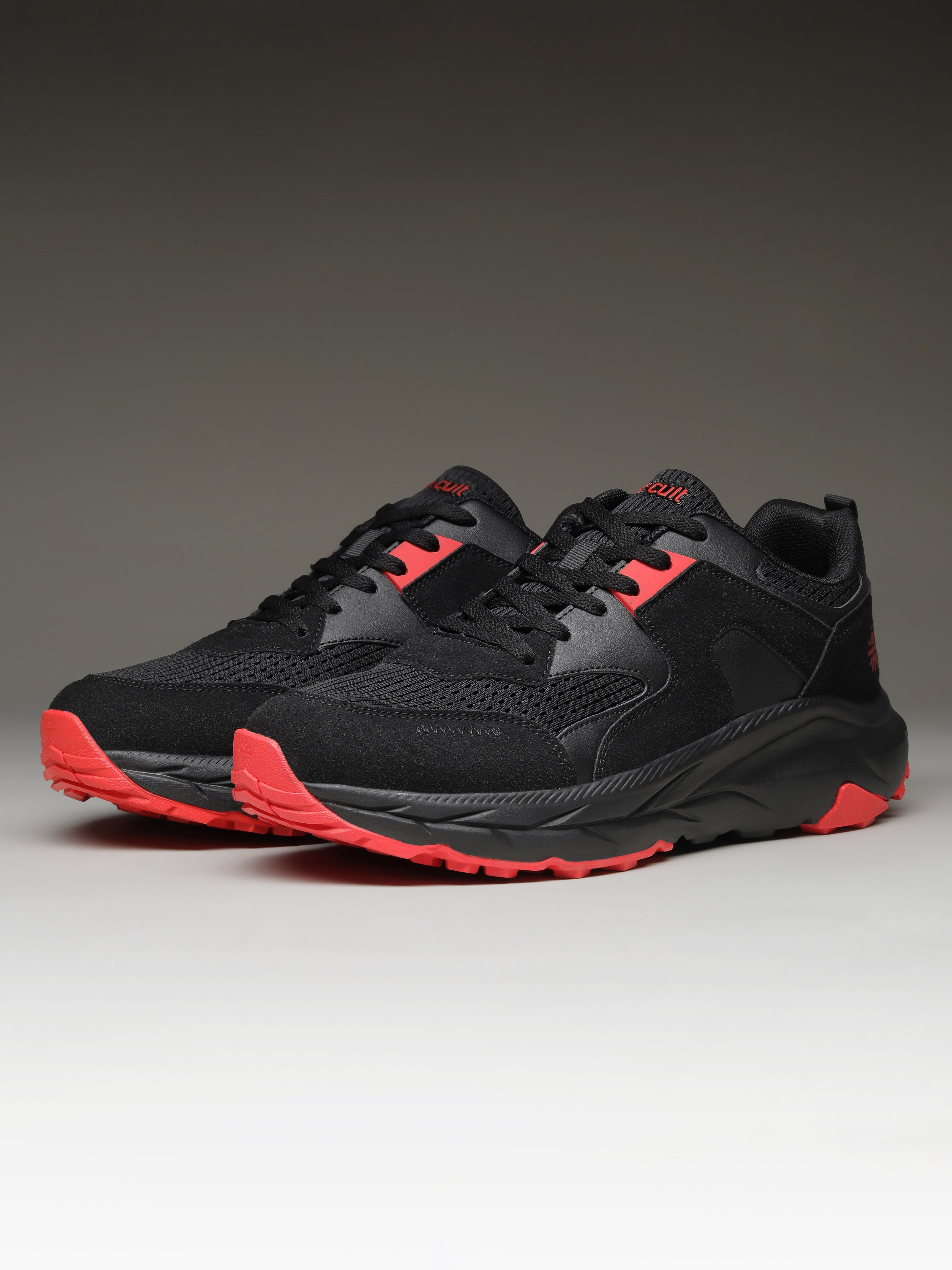 cult Men Aerolume Outdoor Shoes - Black/D.Grey