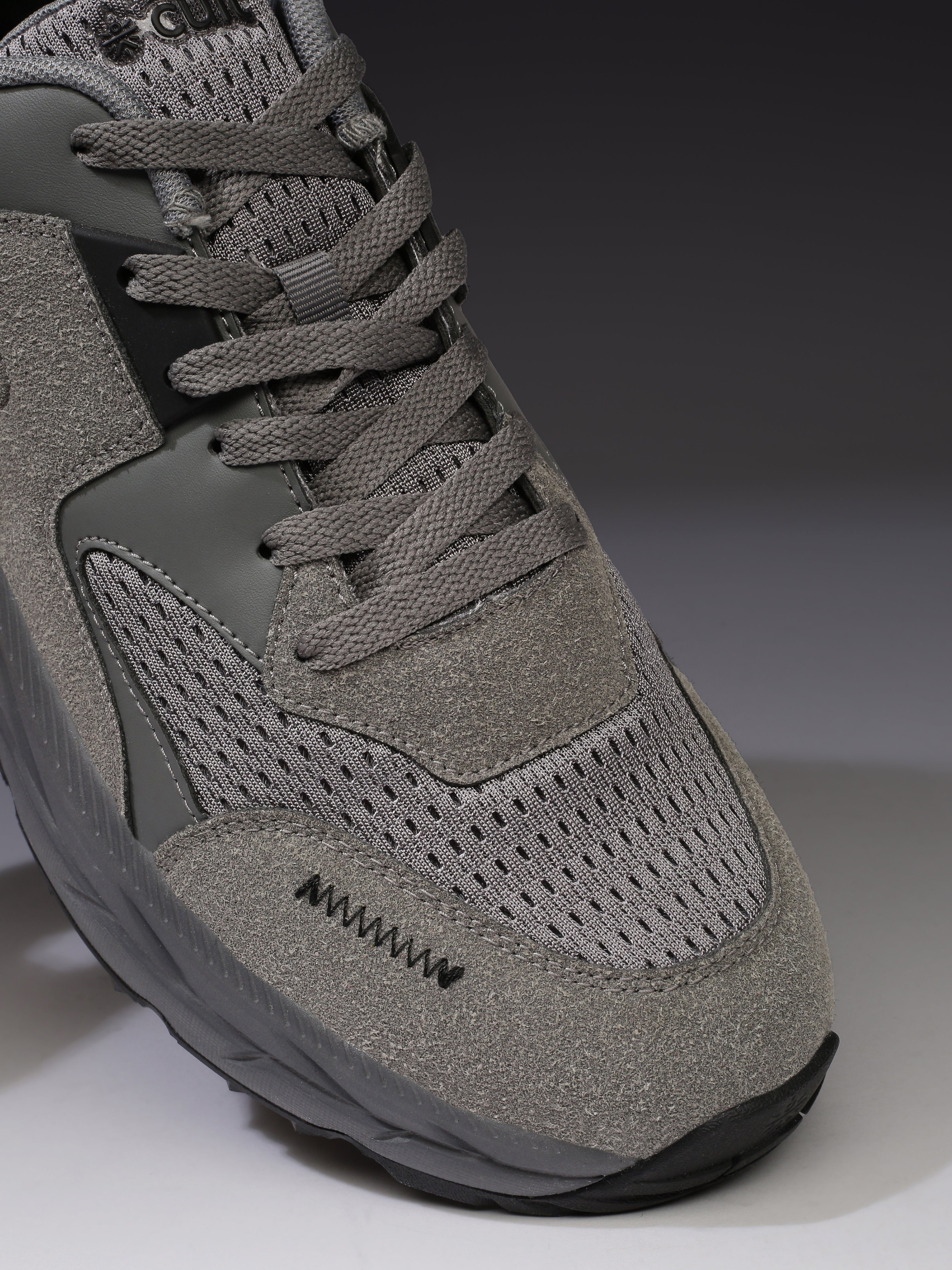 cult Men Aerolume Outdoor Shoes - D.Grey/L.Olive