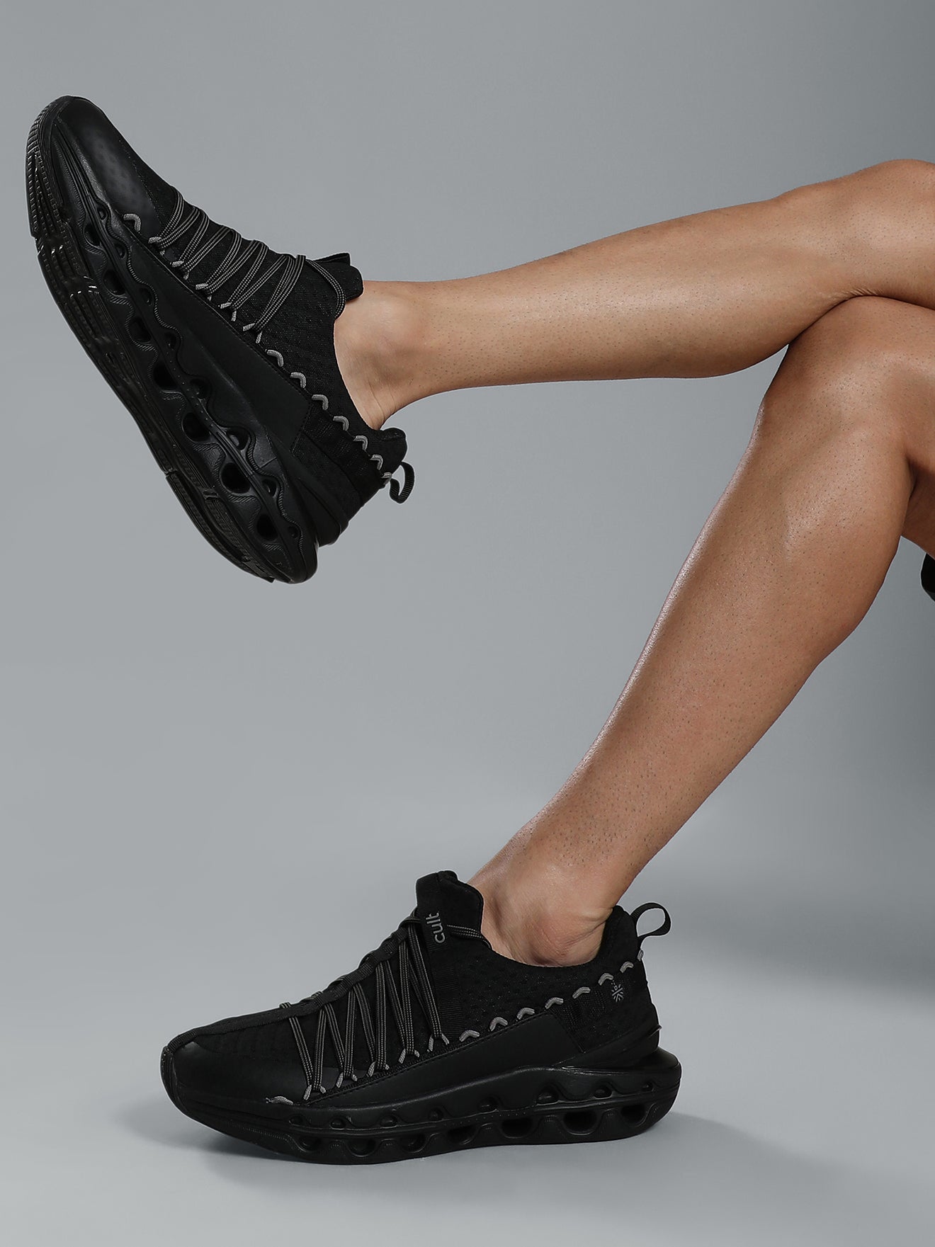 cult Men's Loop Walking Shoes - Black