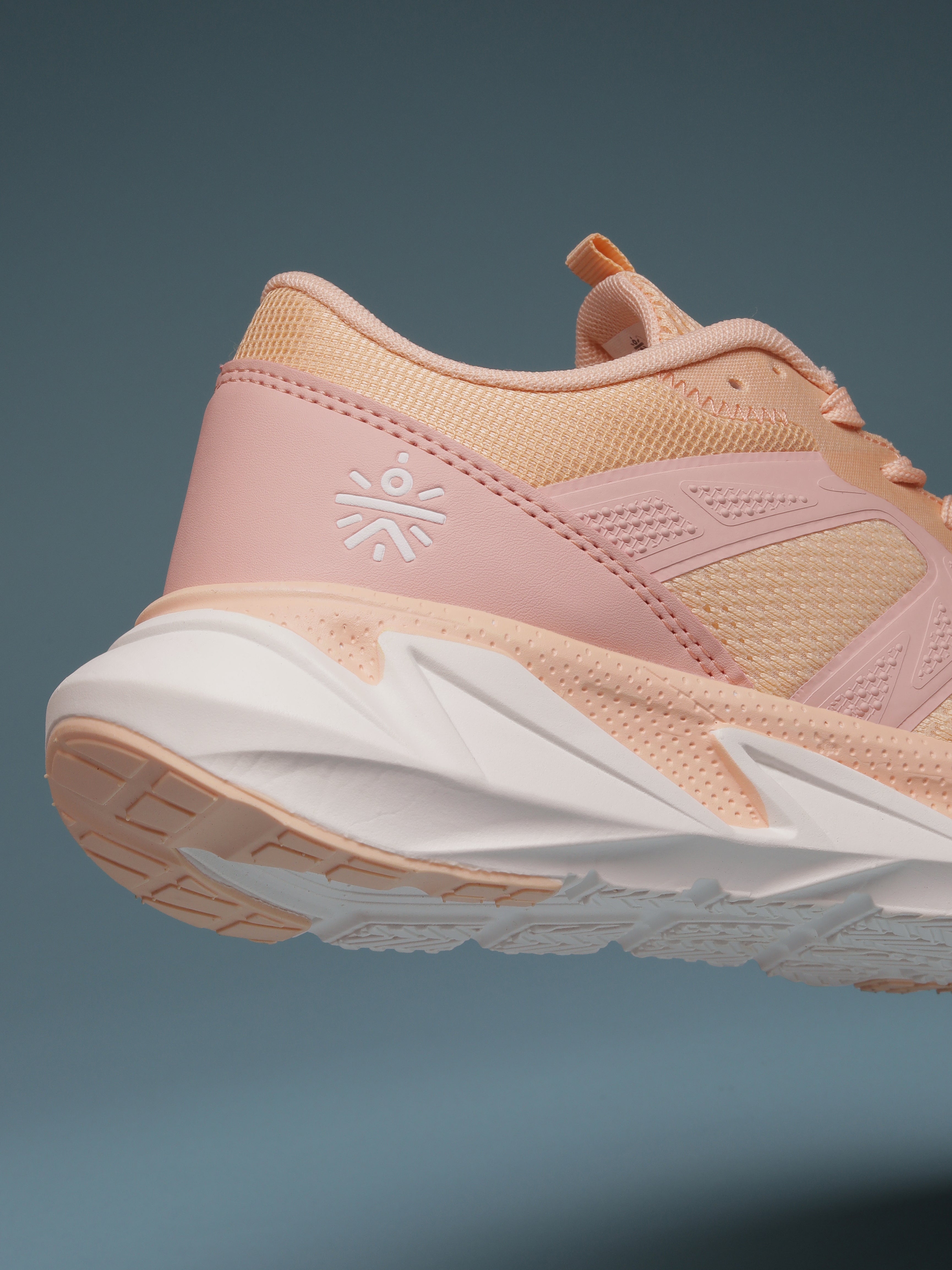 cult Women's Havok Running Shoes - Peach