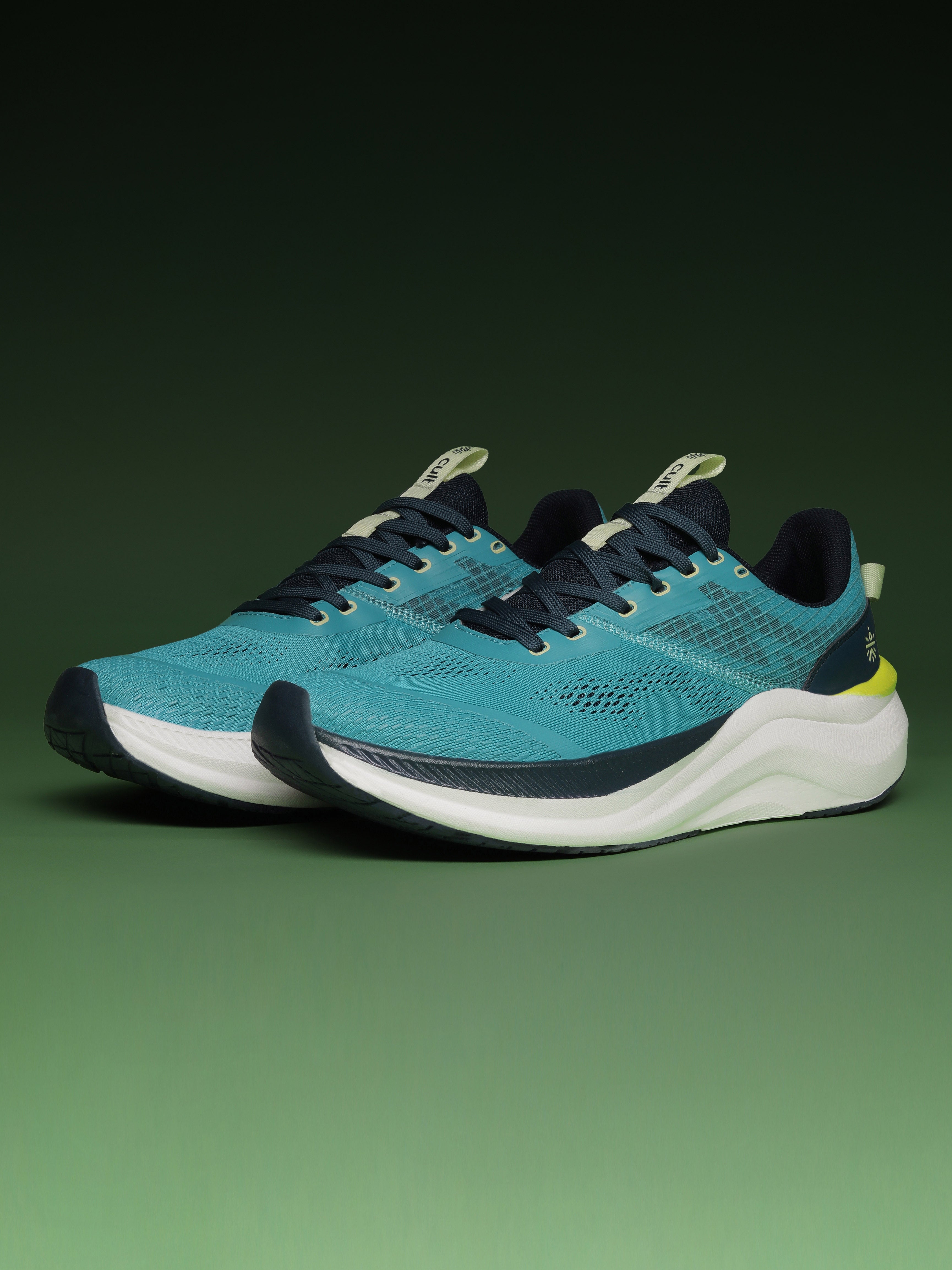 cult Men's Kairo Running Shoes - Sky Blue/Navy