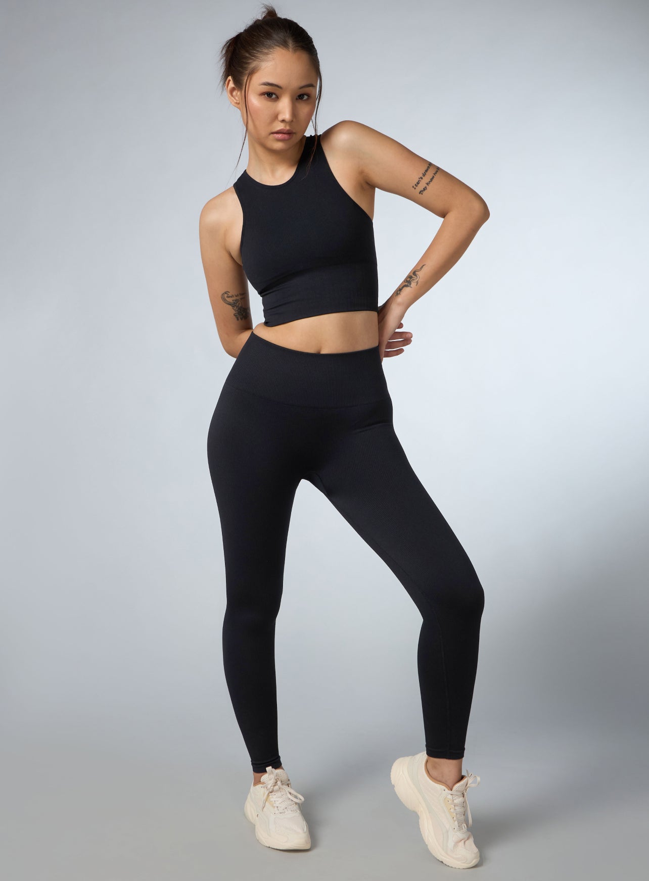 Women's Black Versatile Seamless Tights