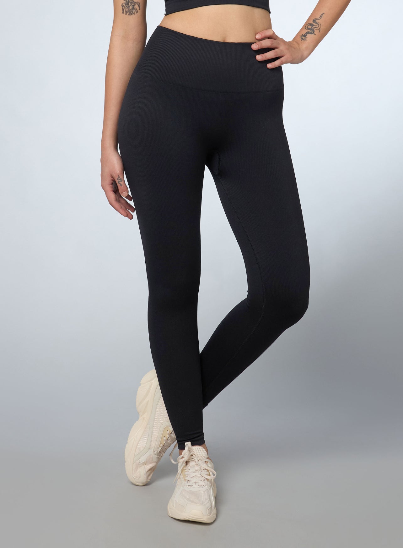 Women's Black Versatile Seamless Tights