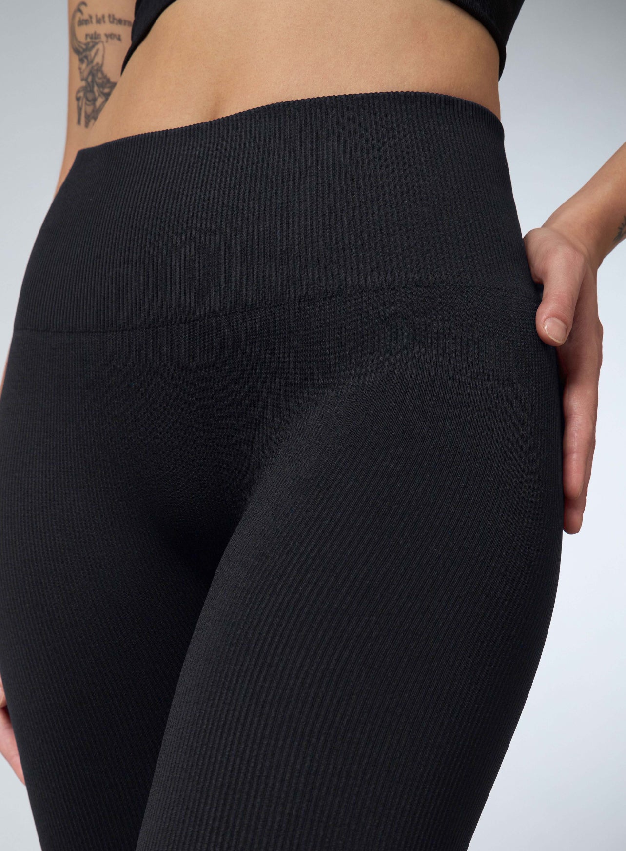 Women's Black Versatile Seamless Tights