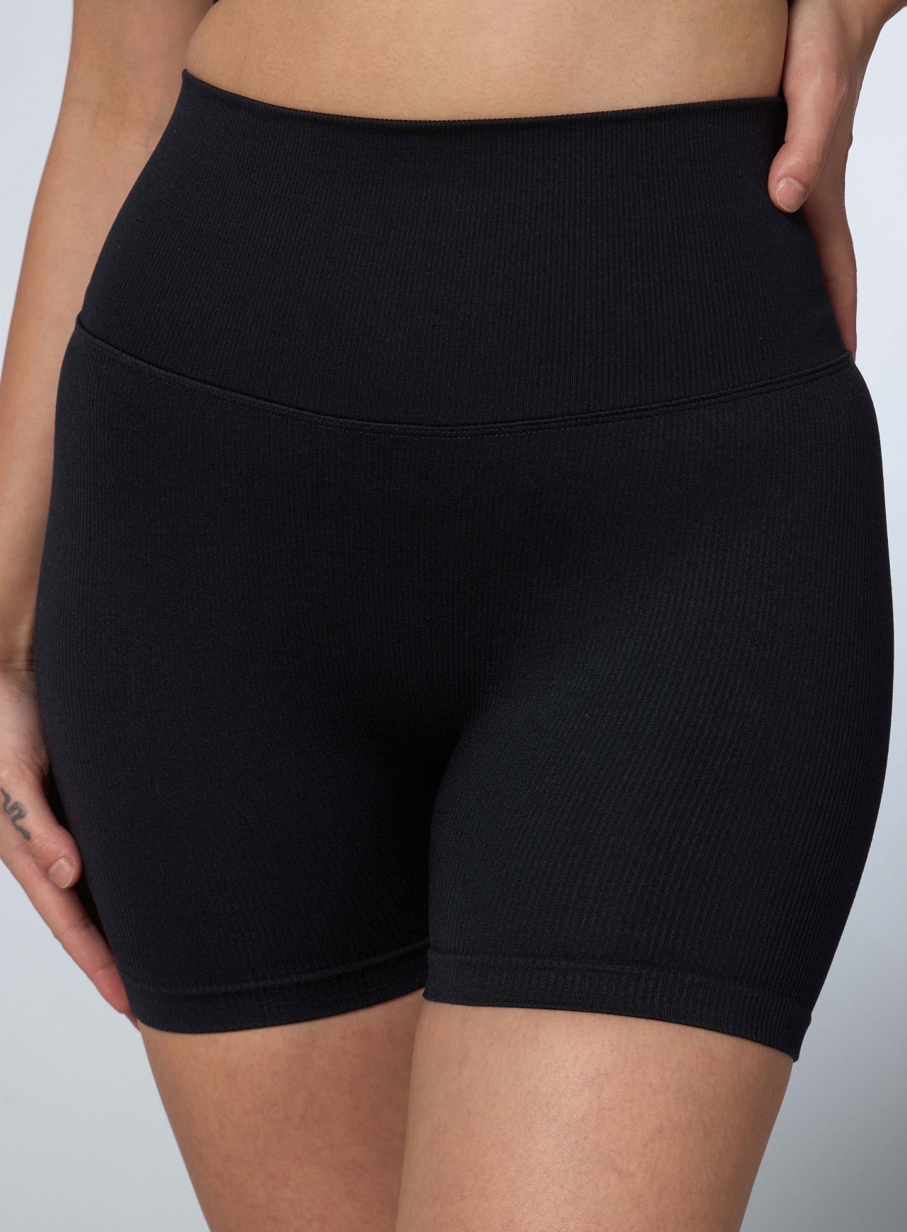 Shorts - HALF LEGGINGS (TIGHTY)