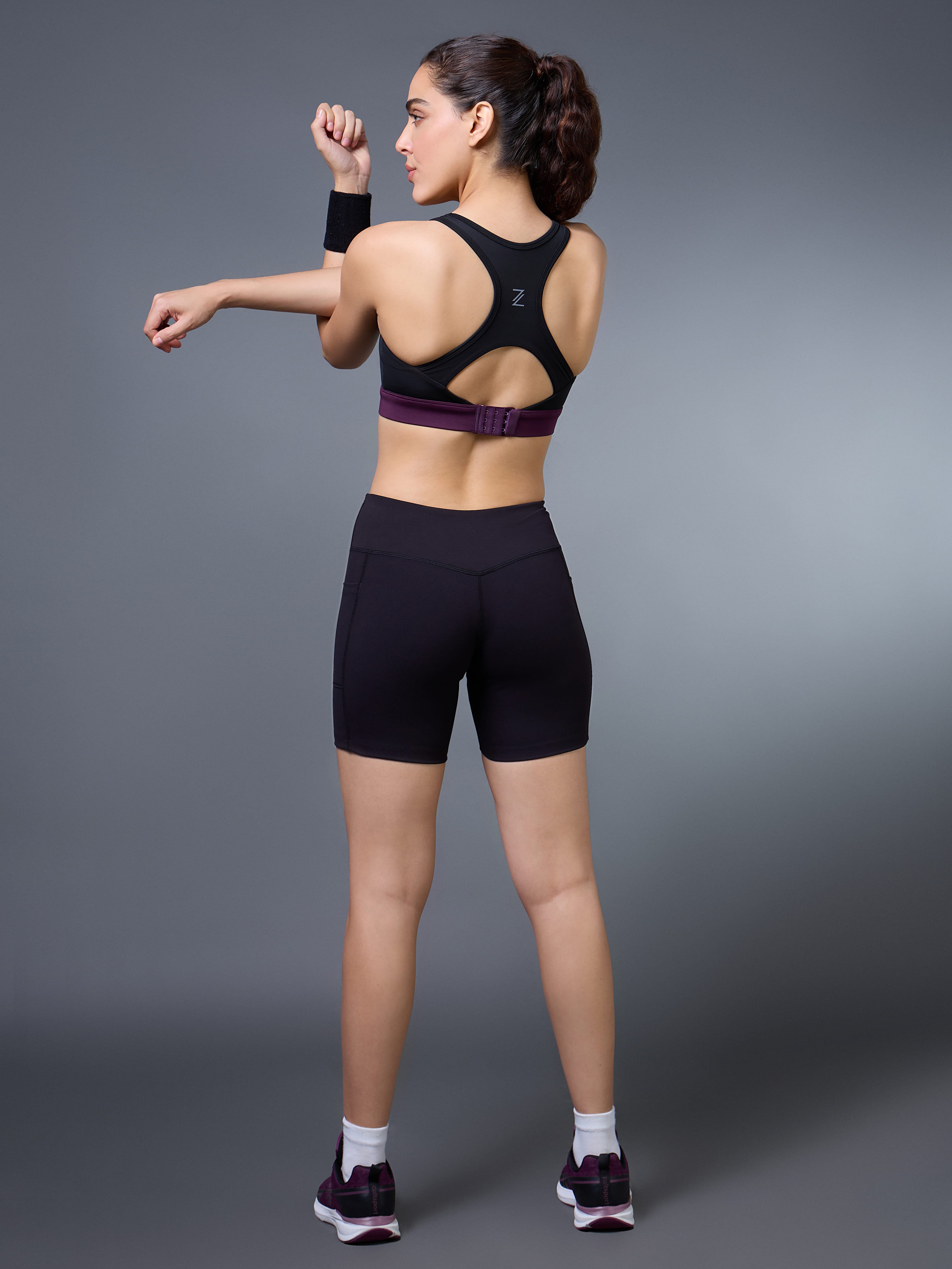 Women's Black Run Forward High Support Bra