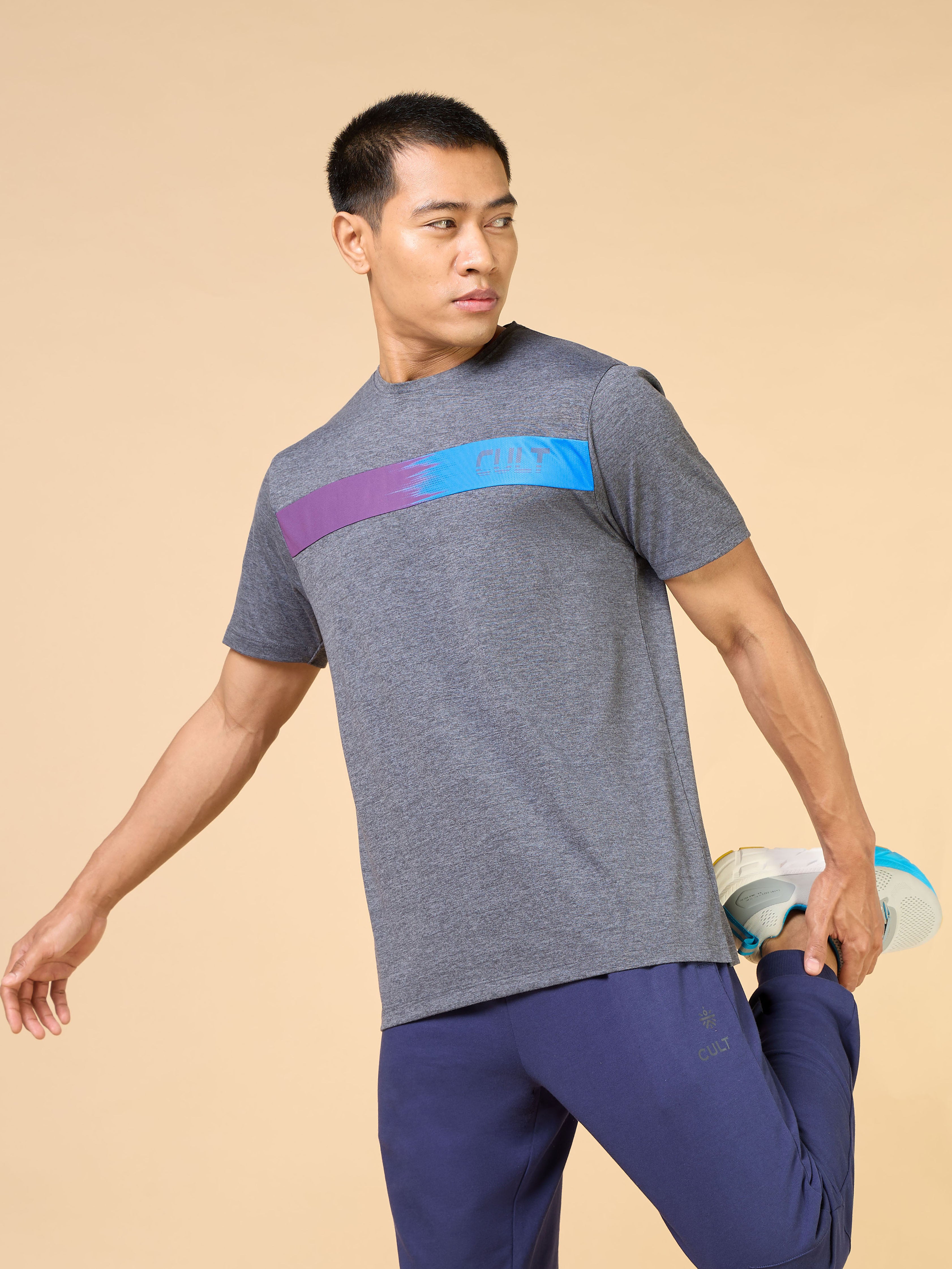 Men's Black Cult Graphic COMFORtech T-shirt