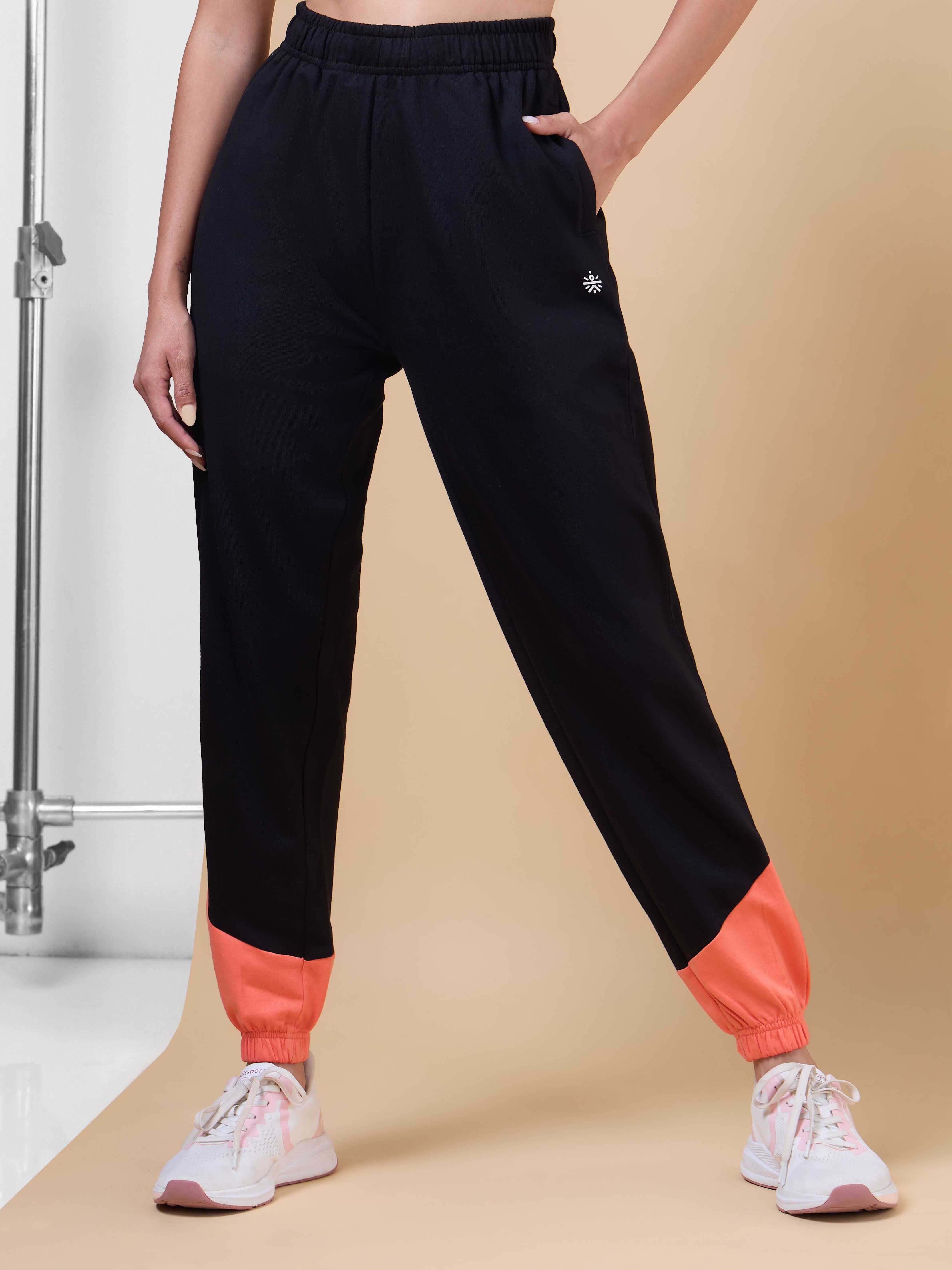 Women's Black Play in Leisure Joggers