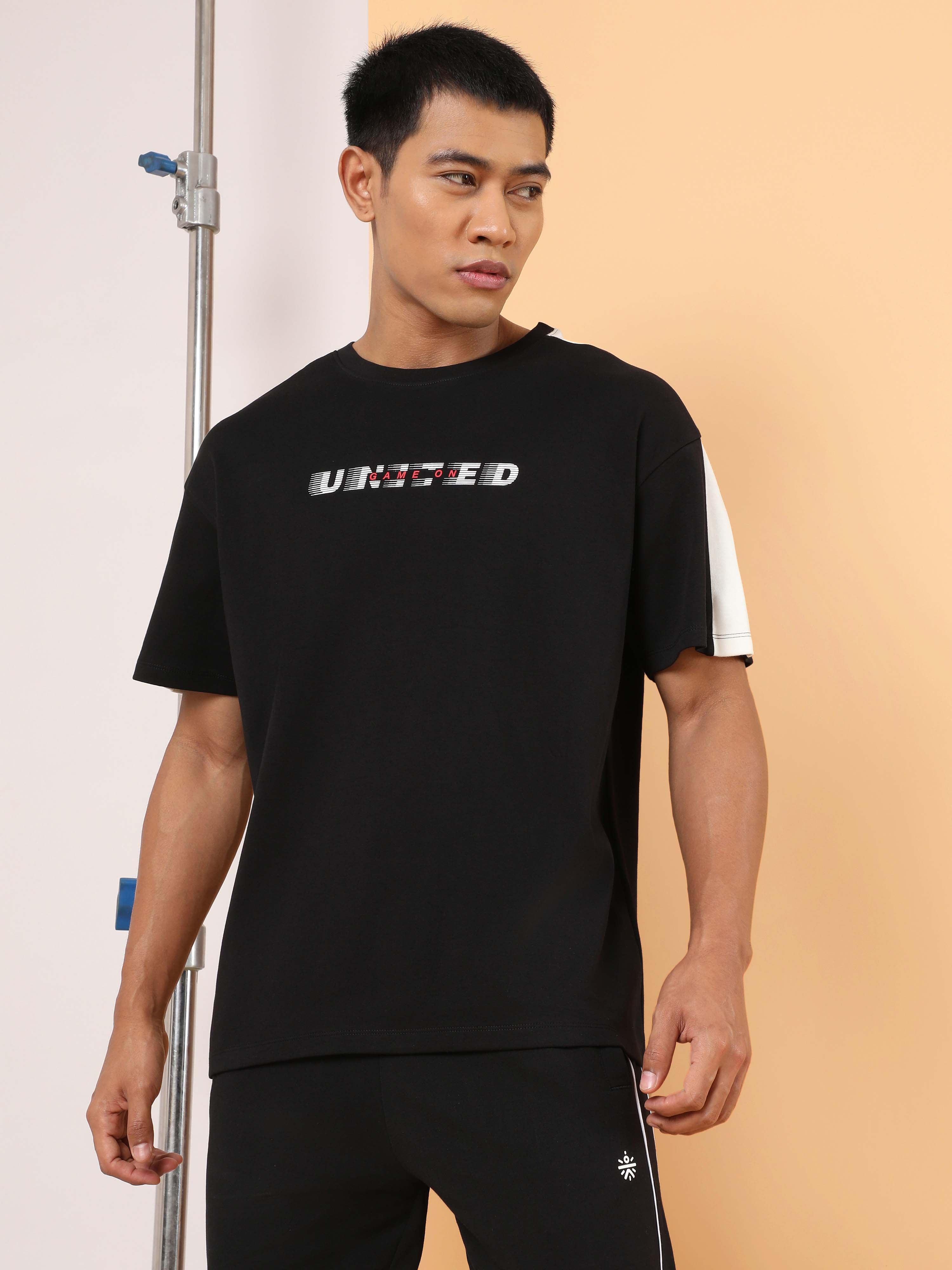 Men's Black Game On Typo Relaxed fit T-shirt