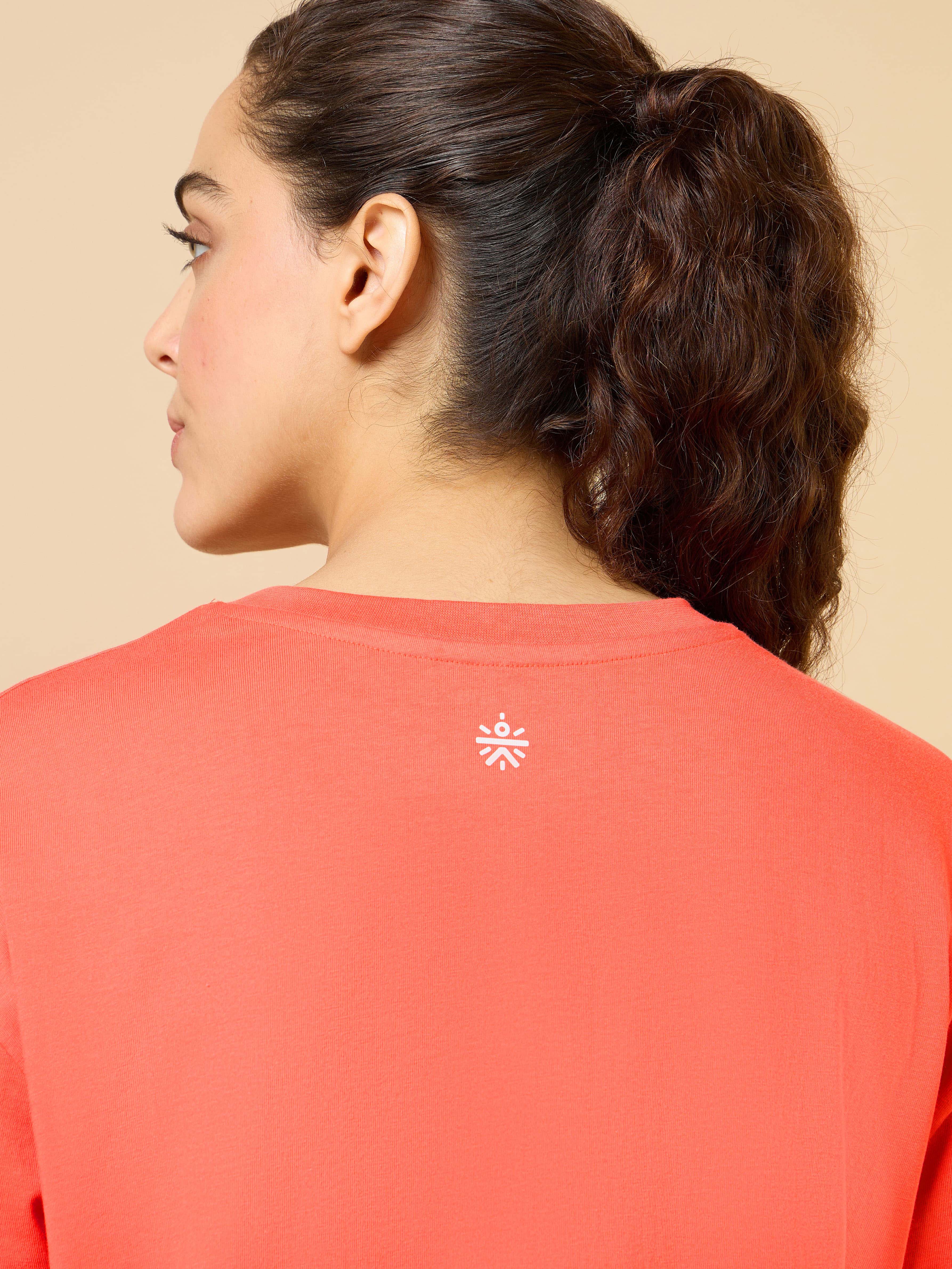 Women's Coral Play in Leisure Relxed fit T-shirt