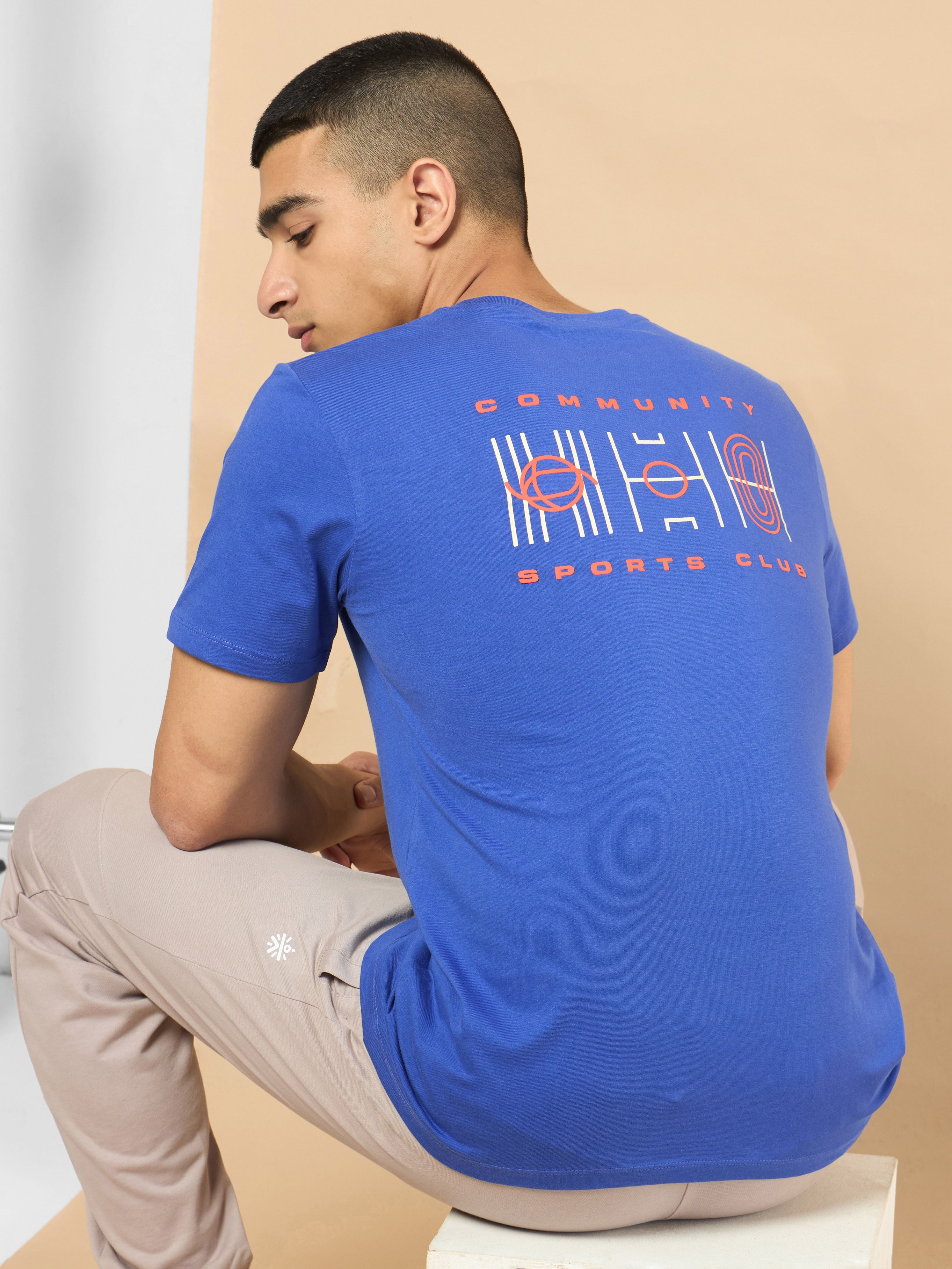 Men's Blue Sports Club Graphic T-shirt