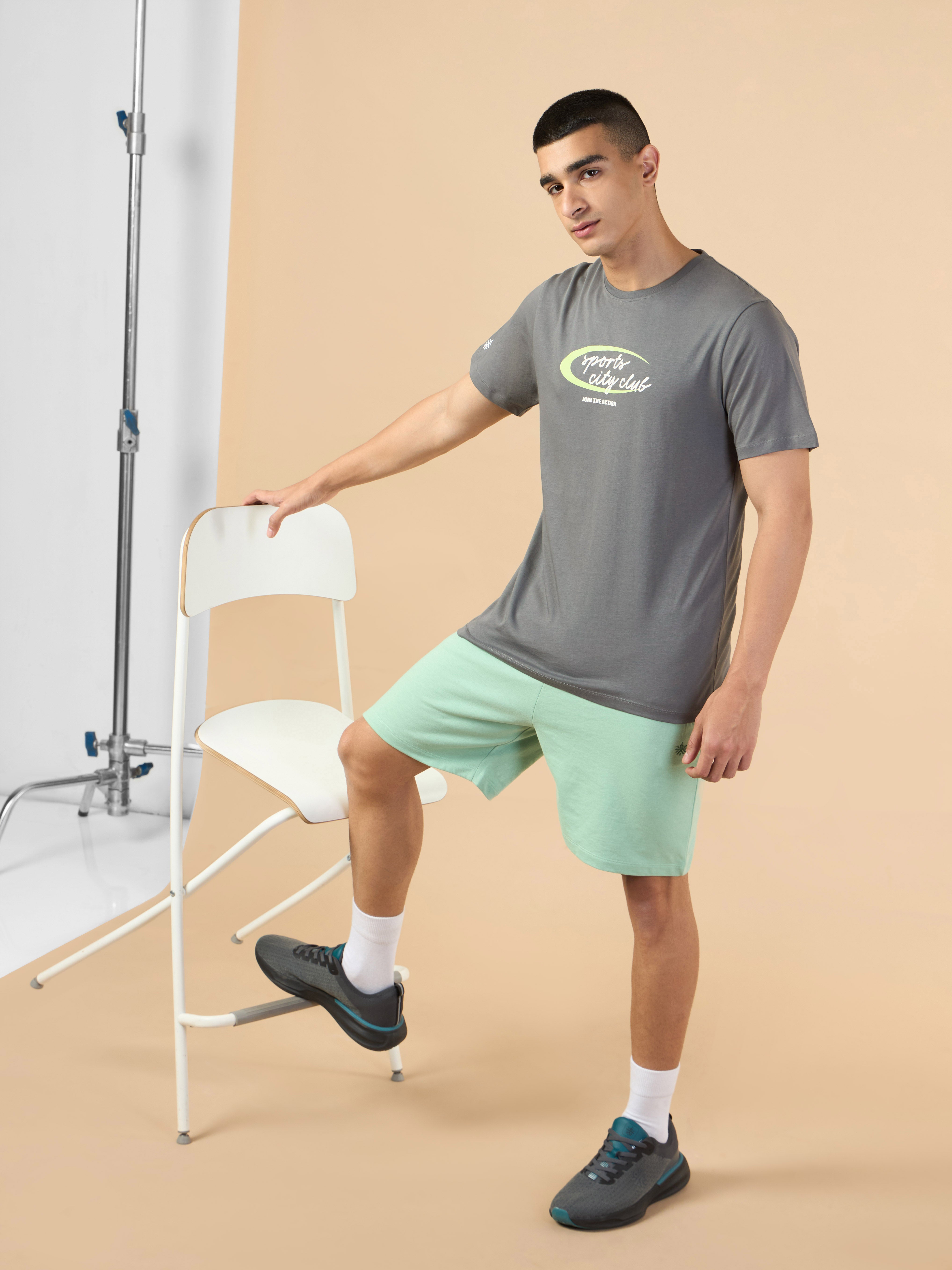 Men's Dark Grey Sports City Club Graphic T-shirt