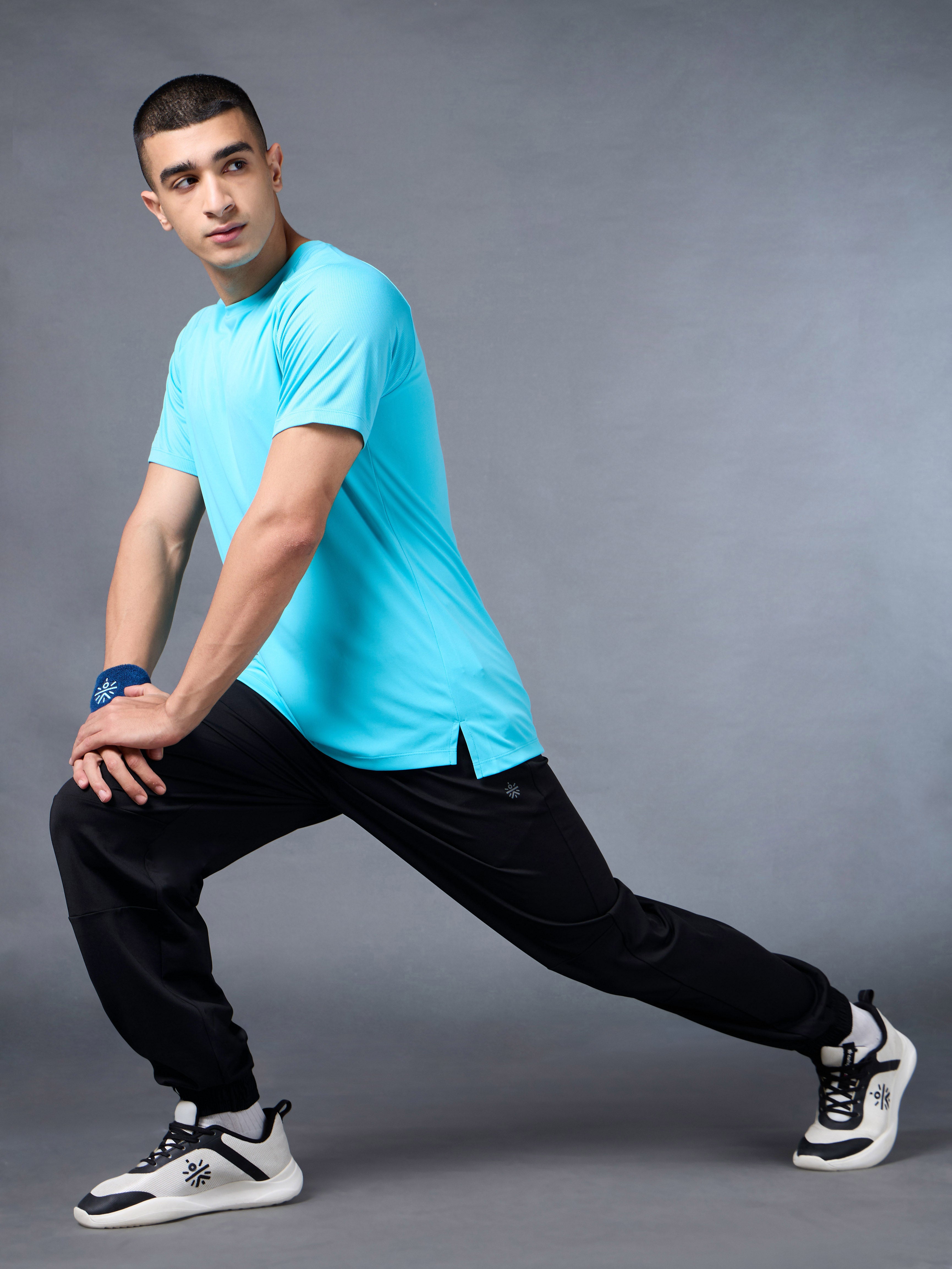 Men's Black Run Forward Joggers